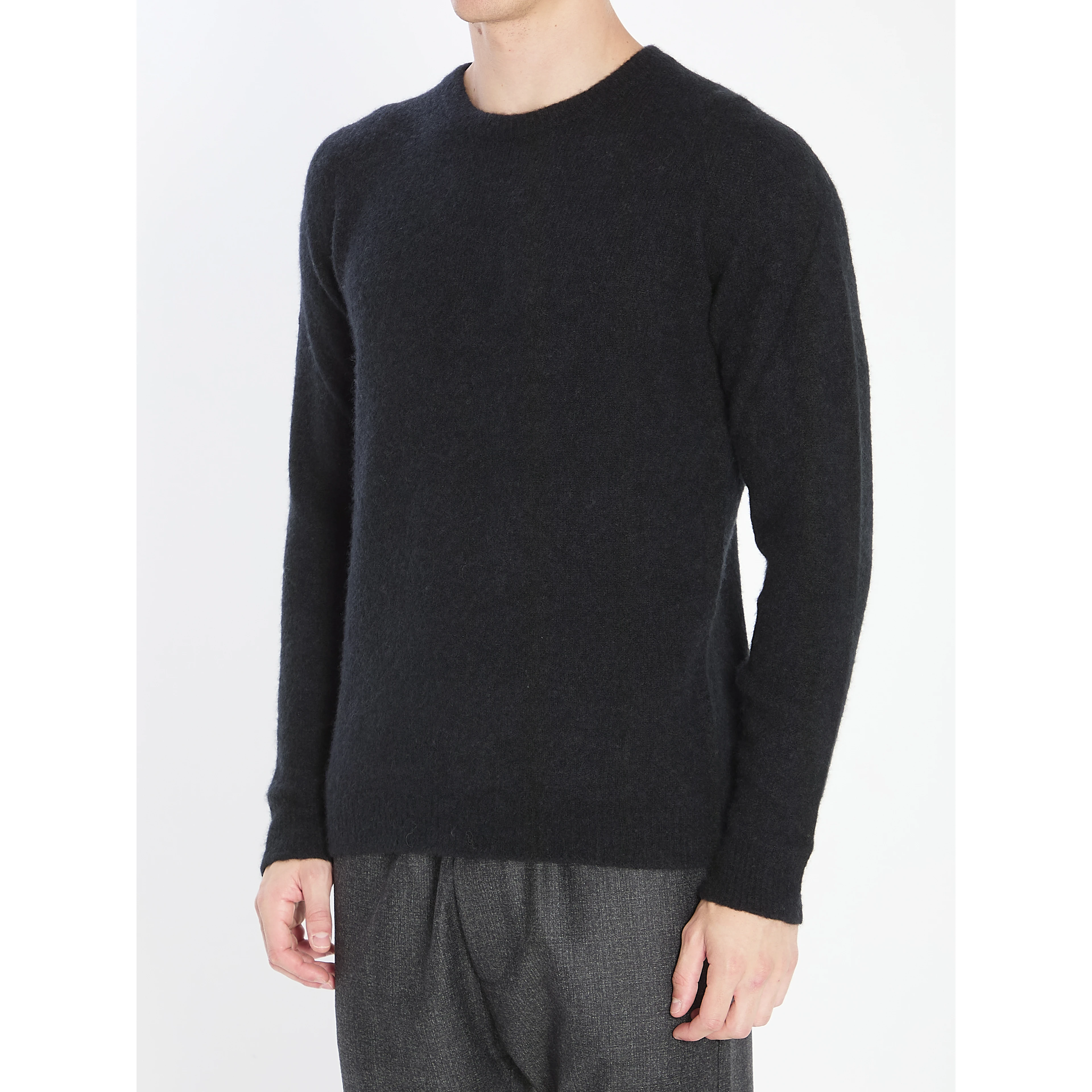 Crewneck sweater