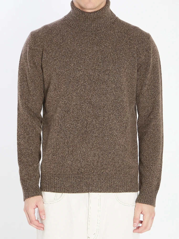Mouline turtleneck sweater