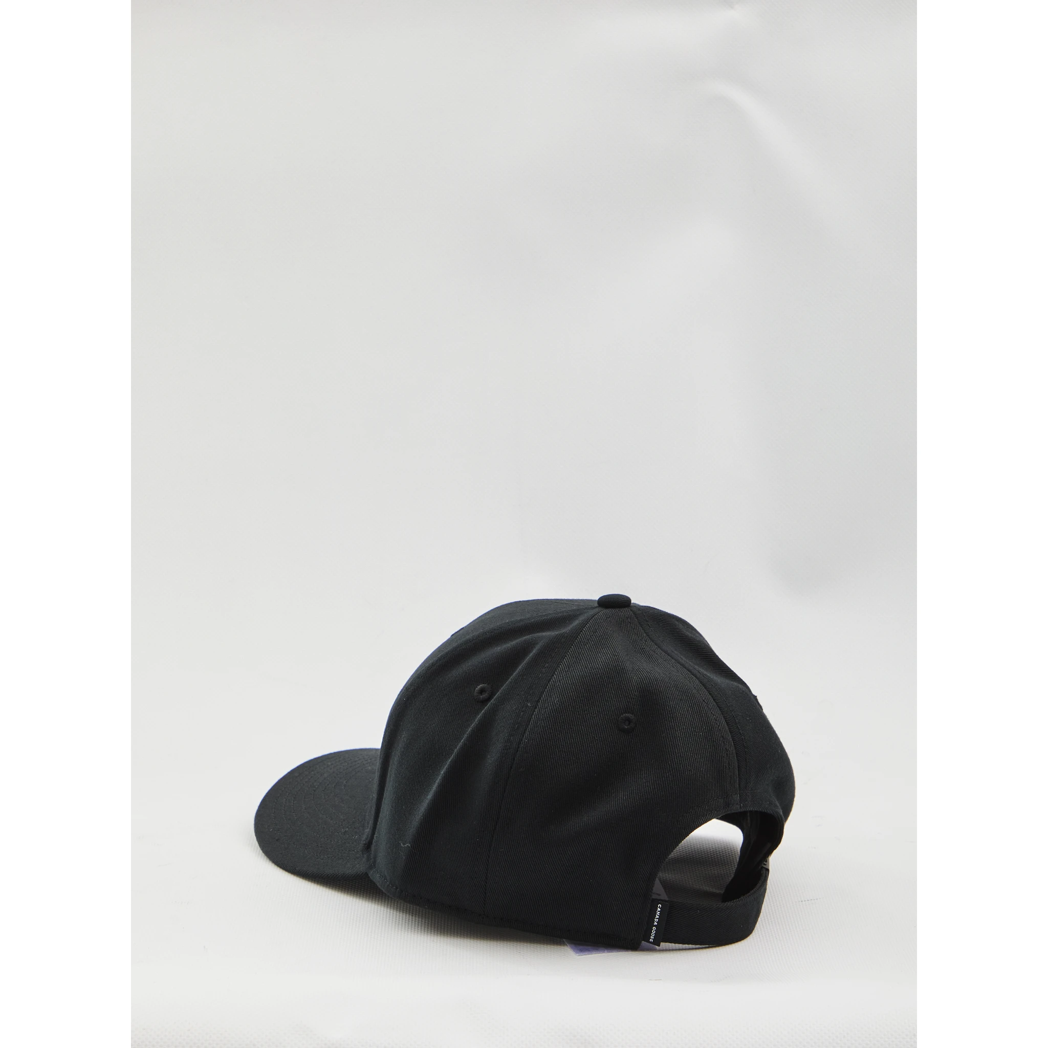 Artic adjustable cap