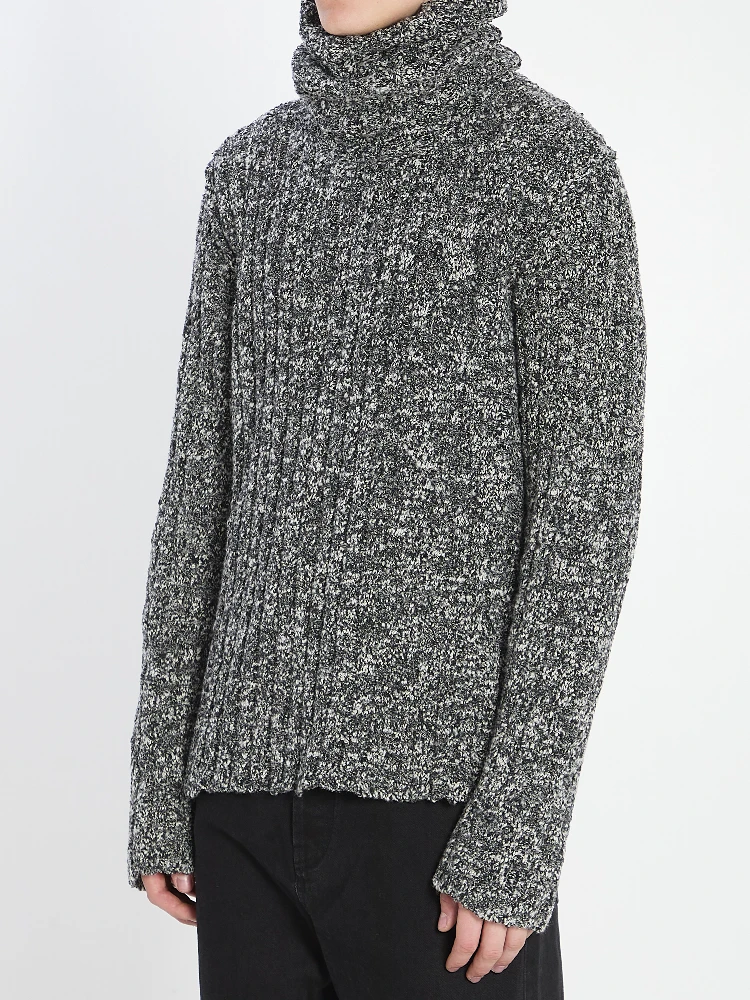 Turtleneck pullover alternative