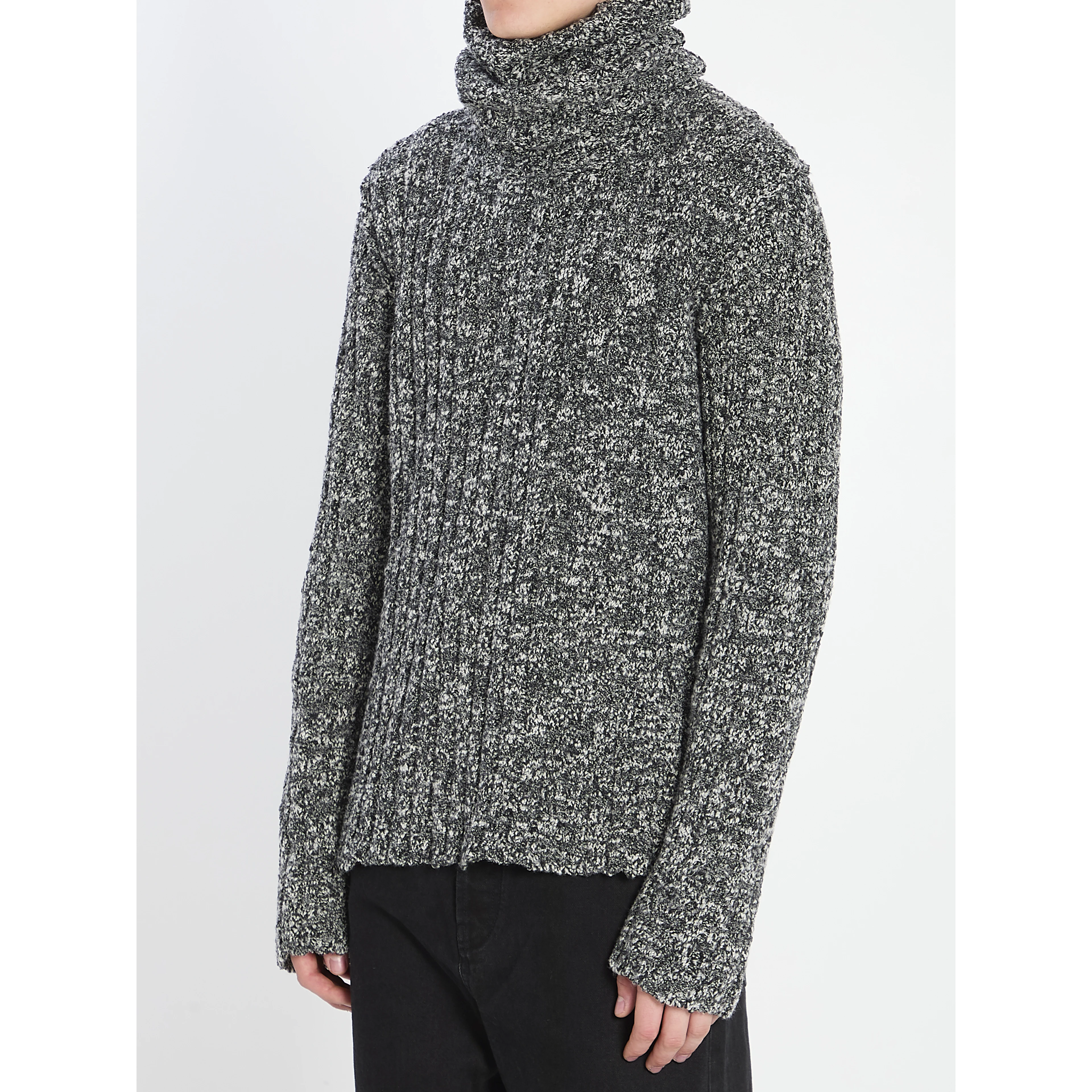 Turtleneck pullover