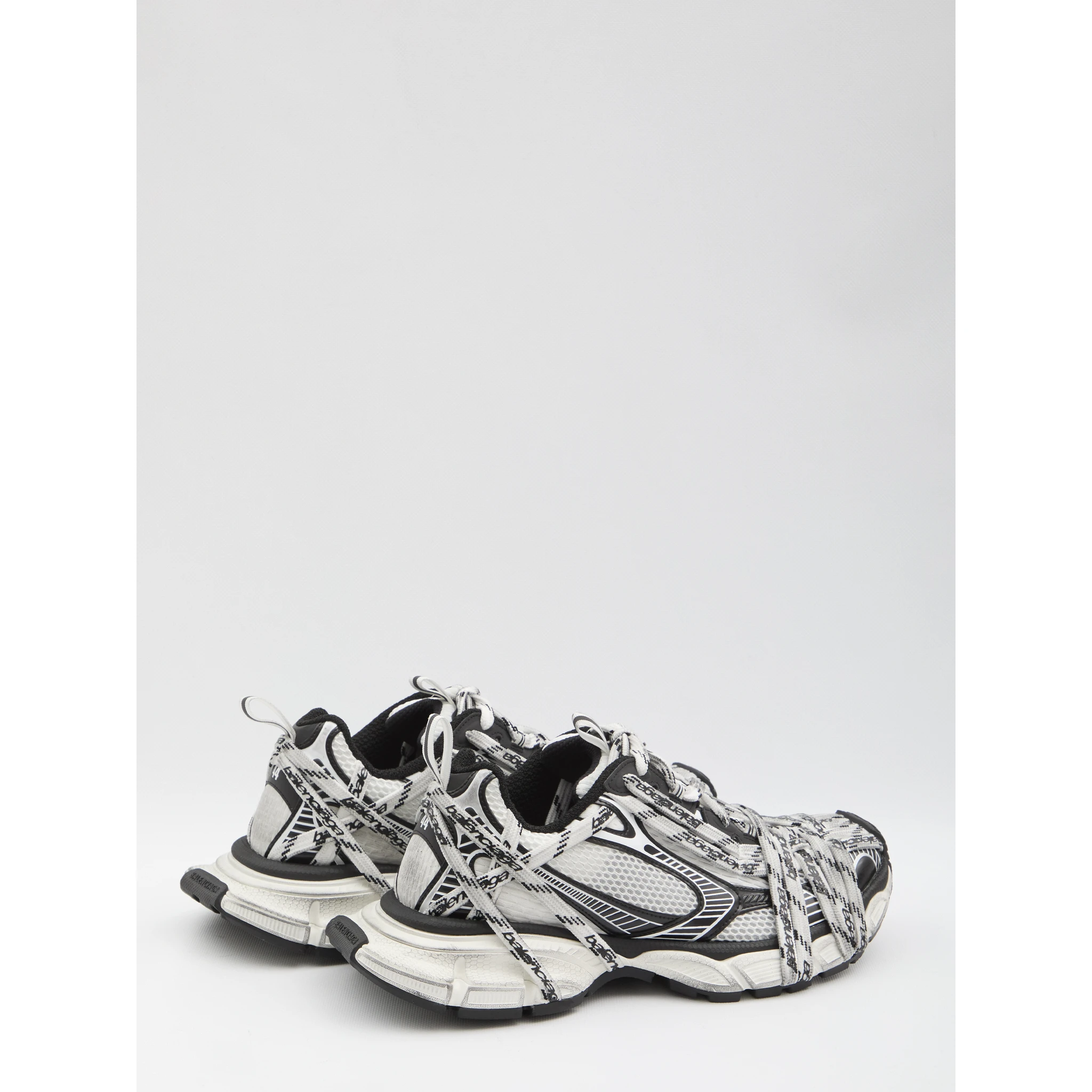 3XL Extreme Laces sneakers