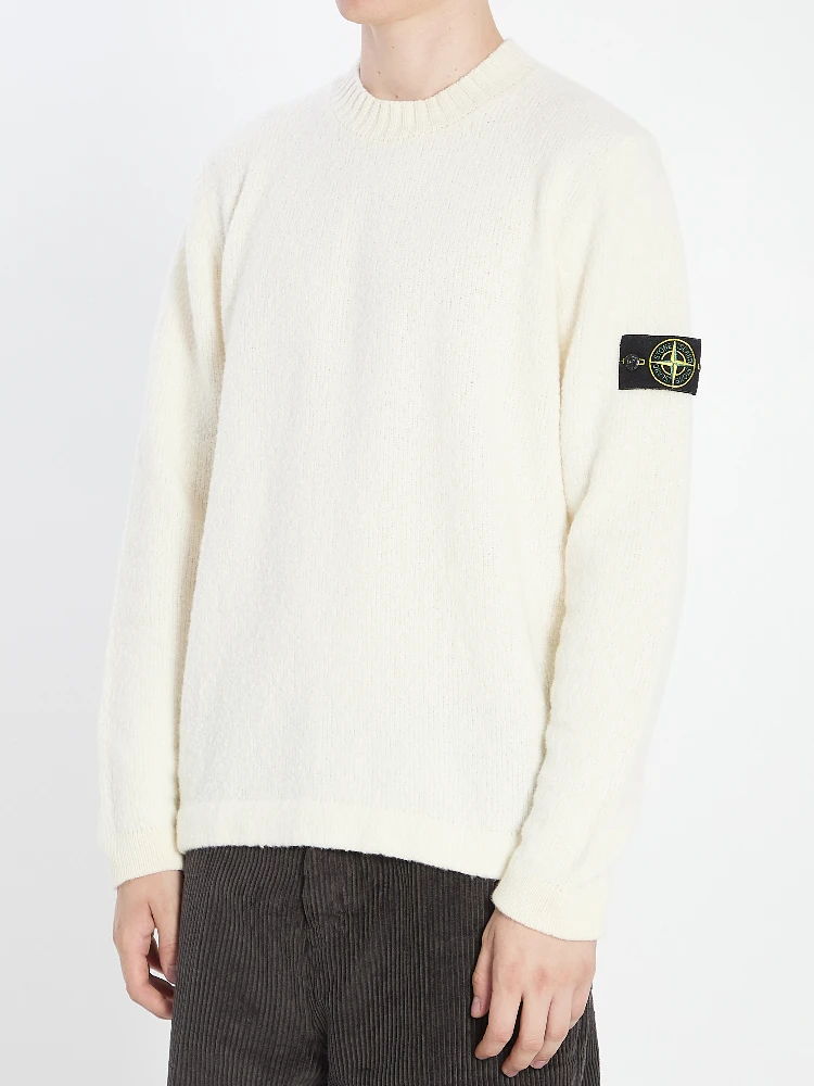 Crew neck sweater alternative
