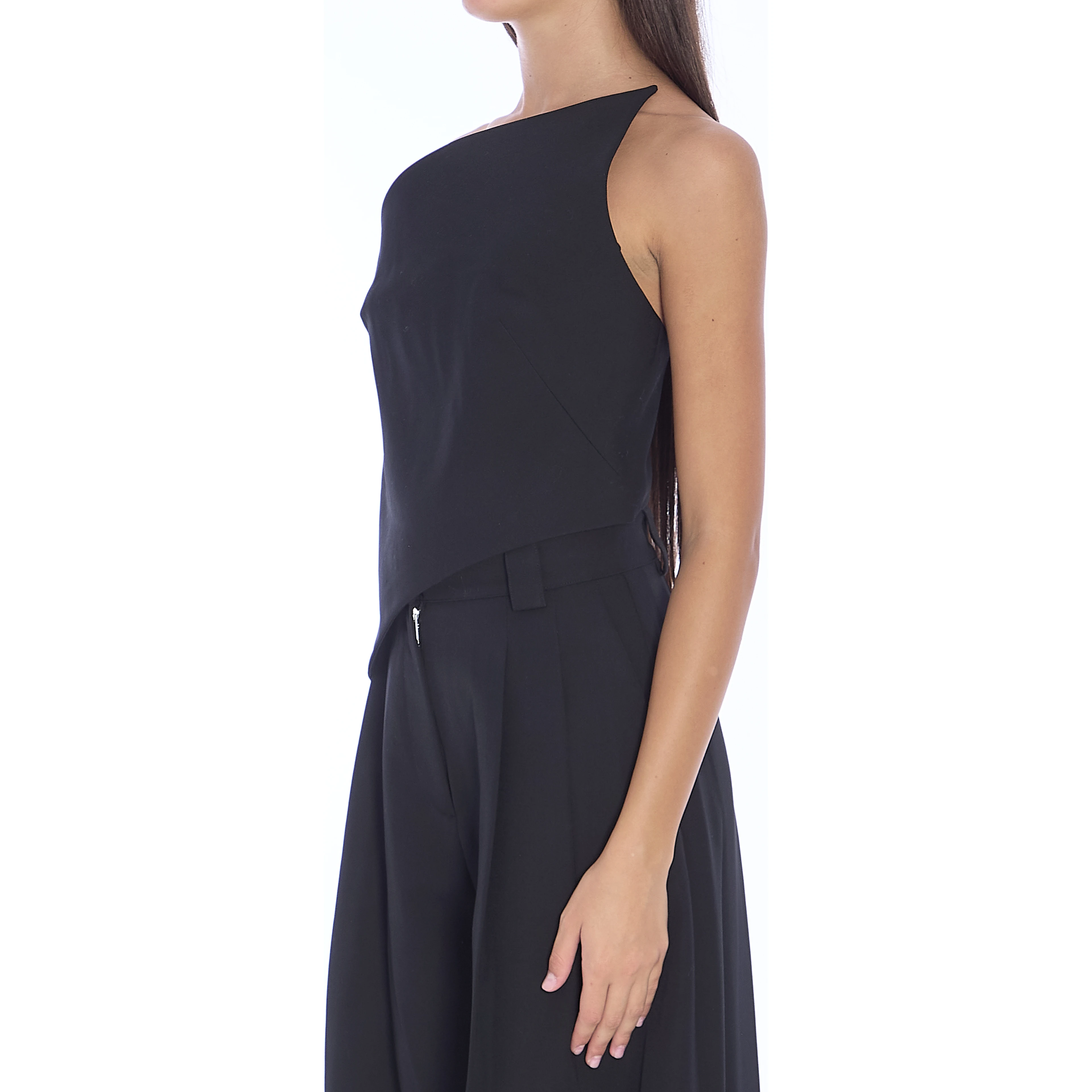 Pointed hem top