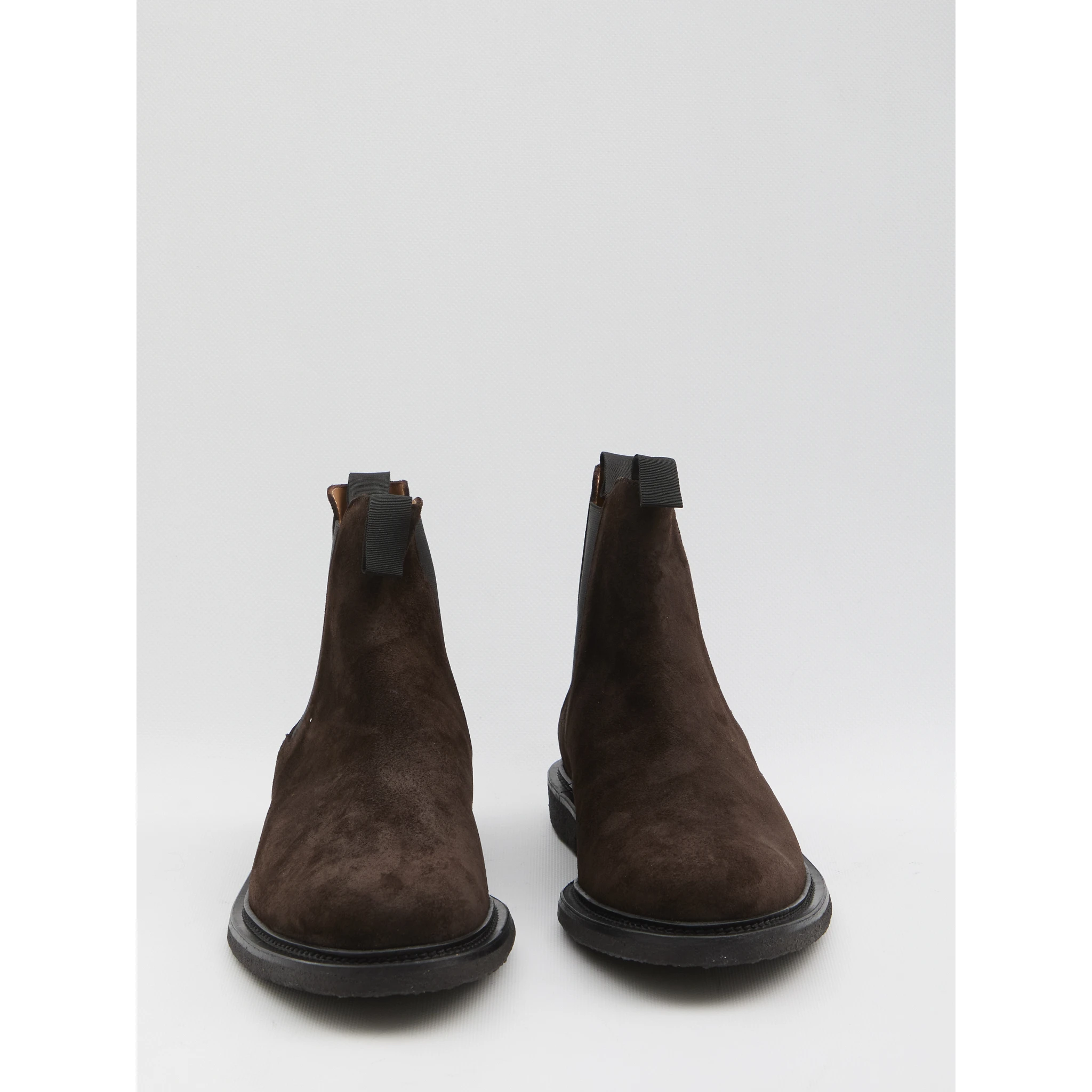 Chelsea boots in waxed suede