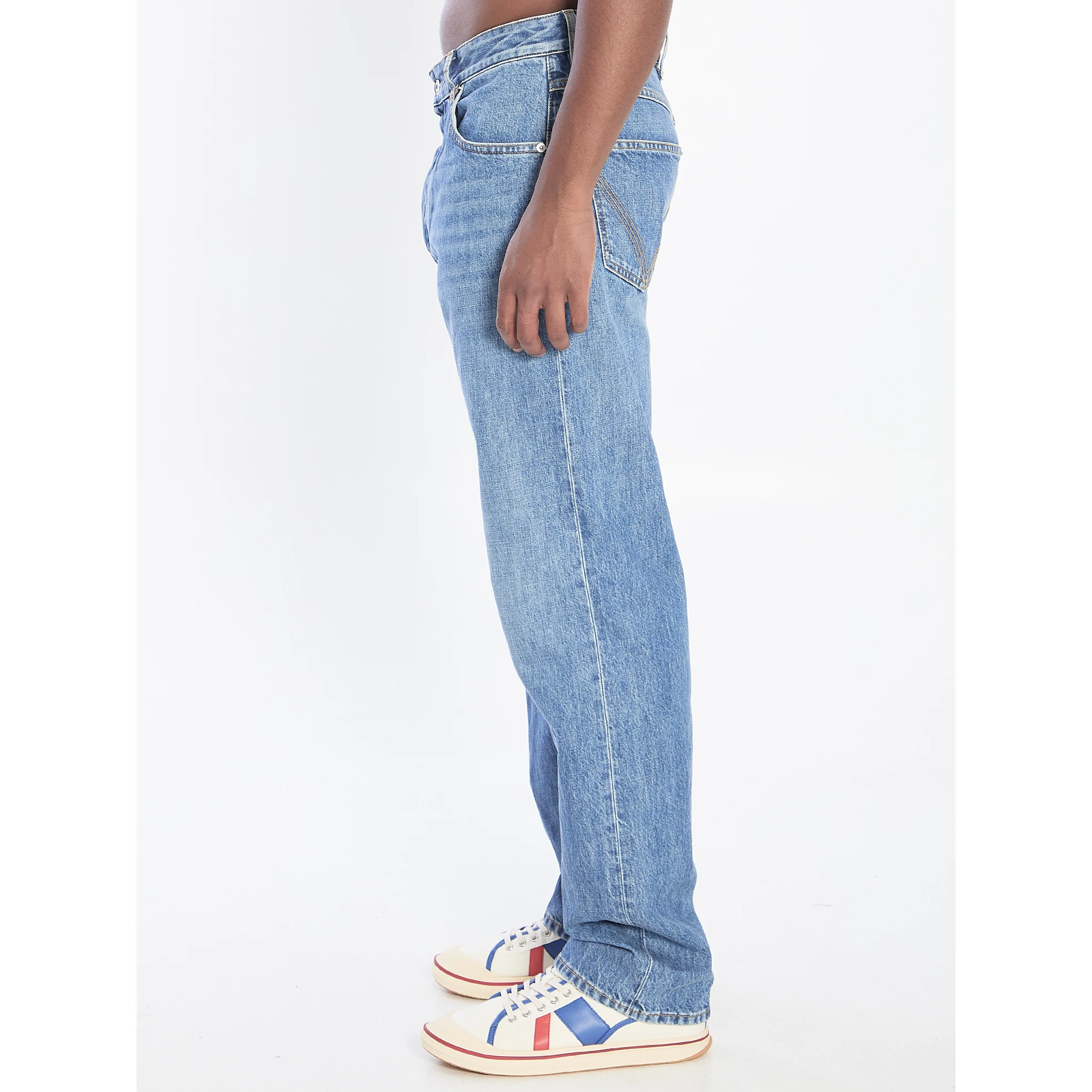 Straight-Leg jeans in Vintage Indigo