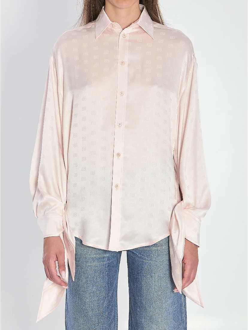 Silk shirt with knotted cuffs