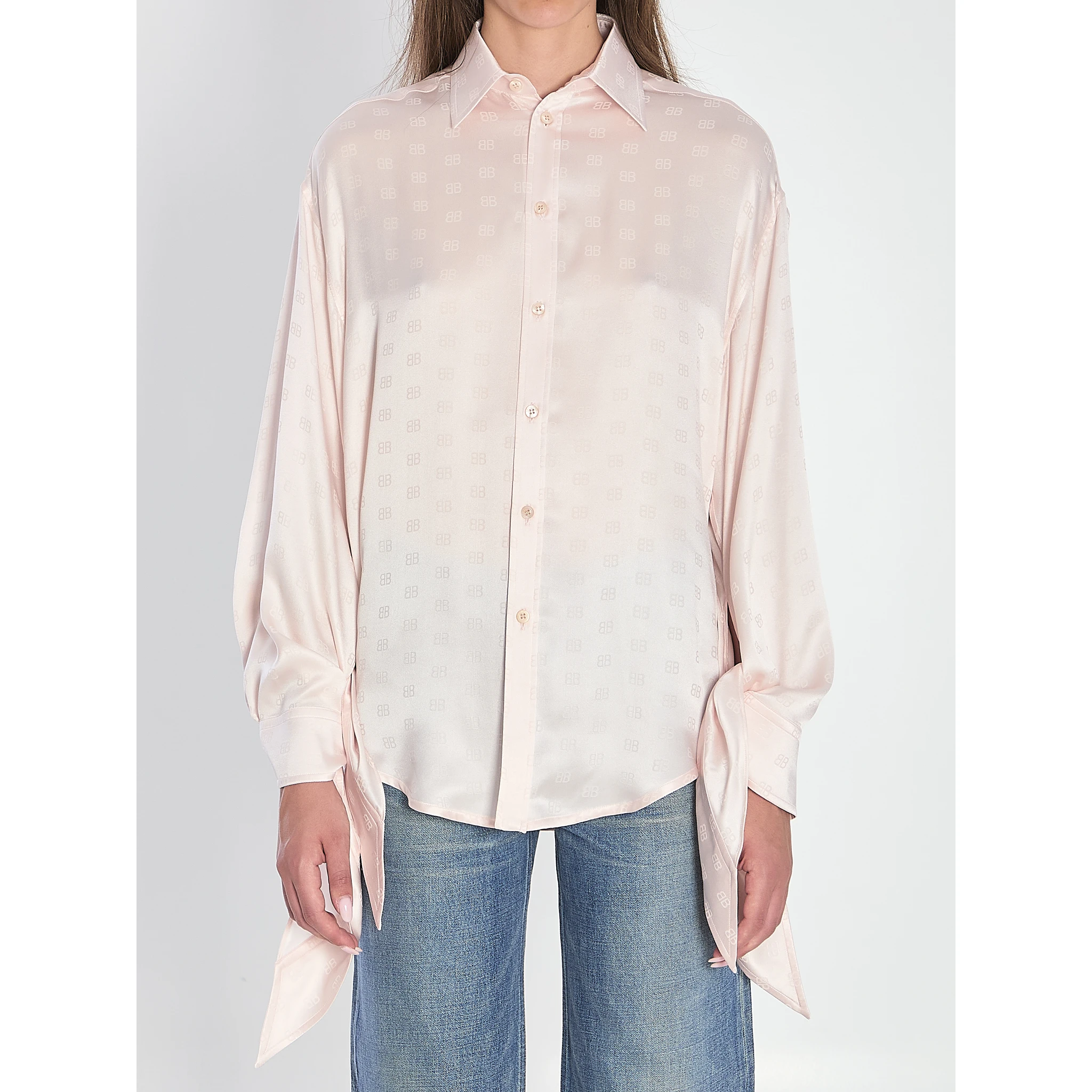 Silk shirt with knotted cuffs
