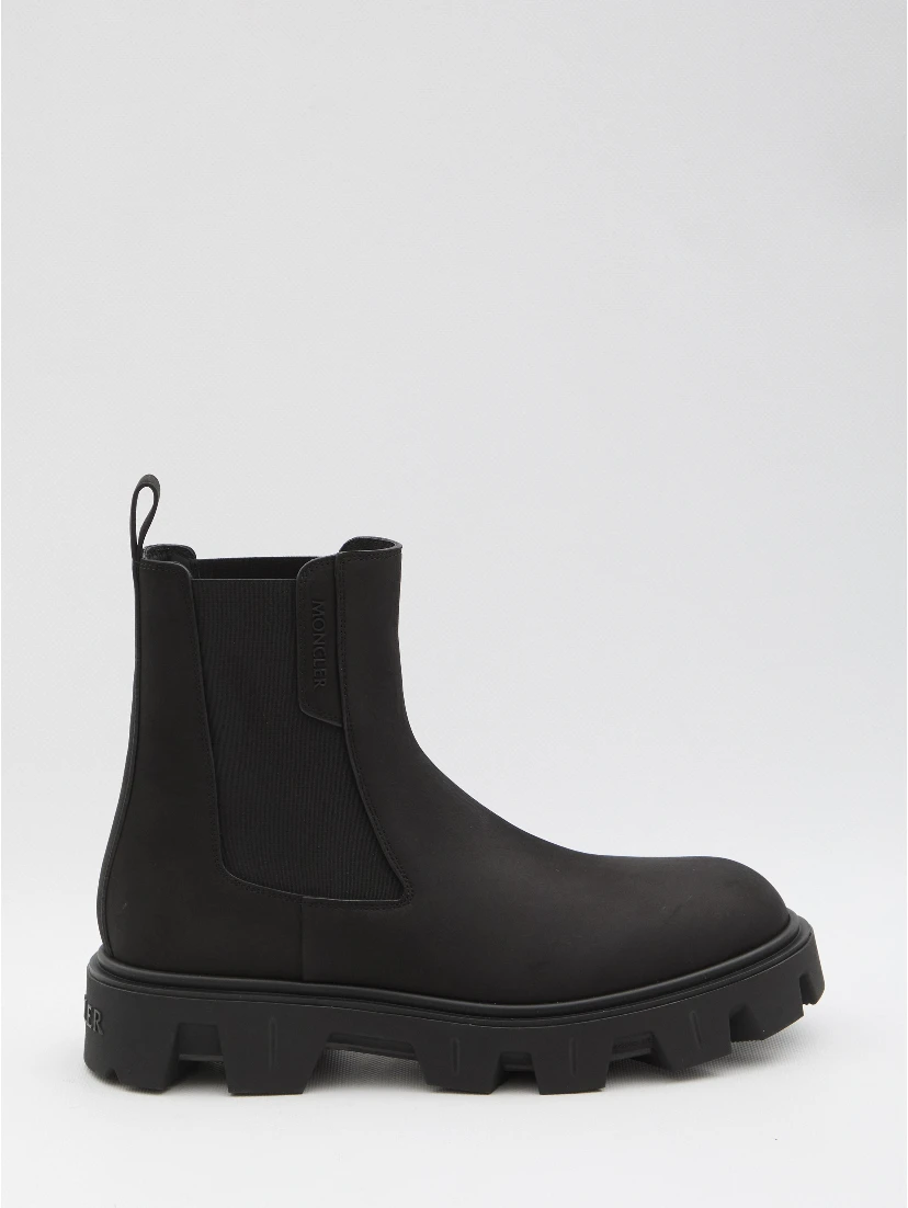 Chelsea Peak City boots in nubuck.