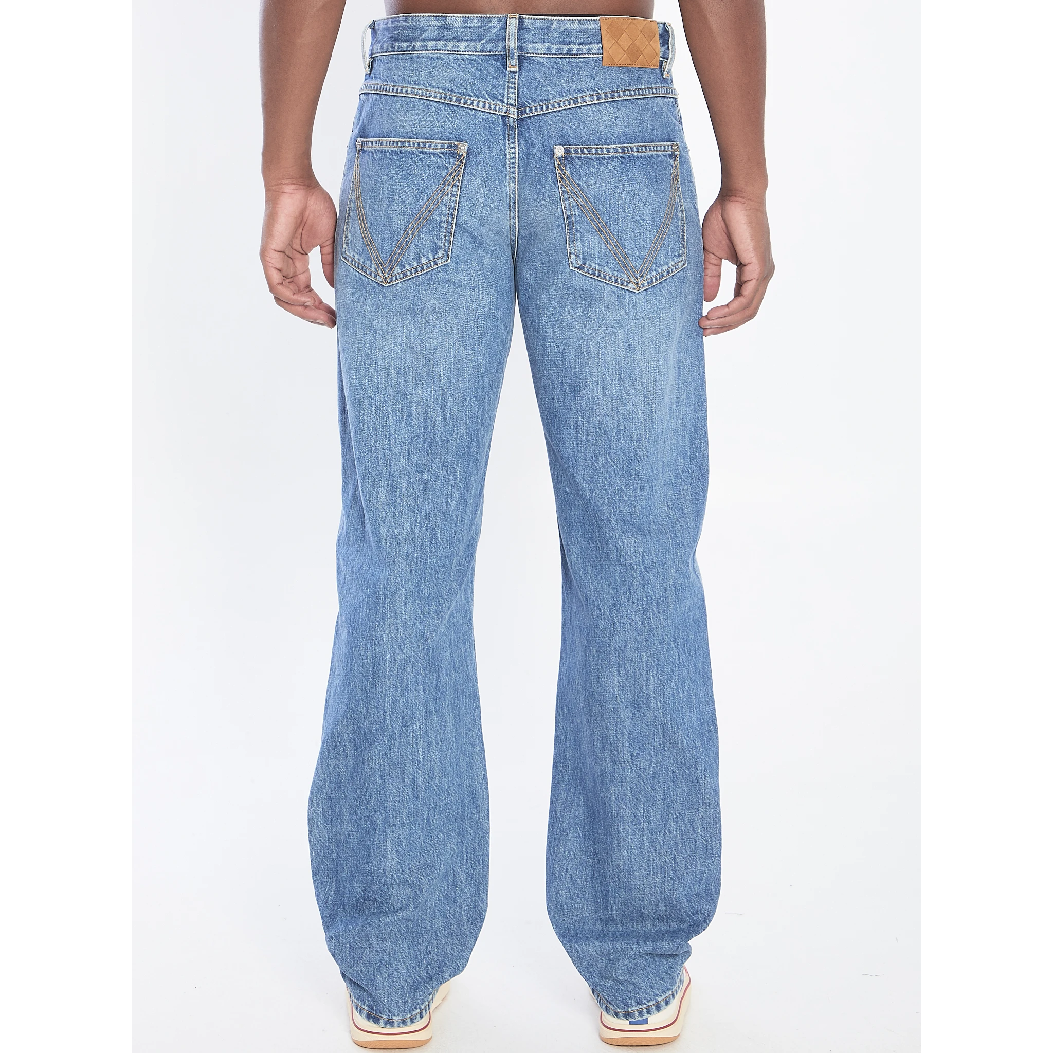 Straight-Leg jeans in Vintage Indigo