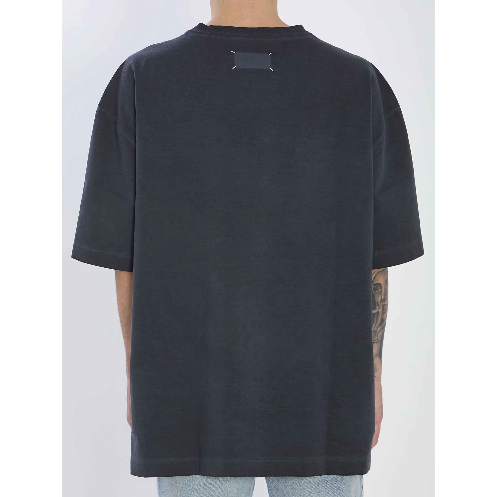 Craw neck T-shirt