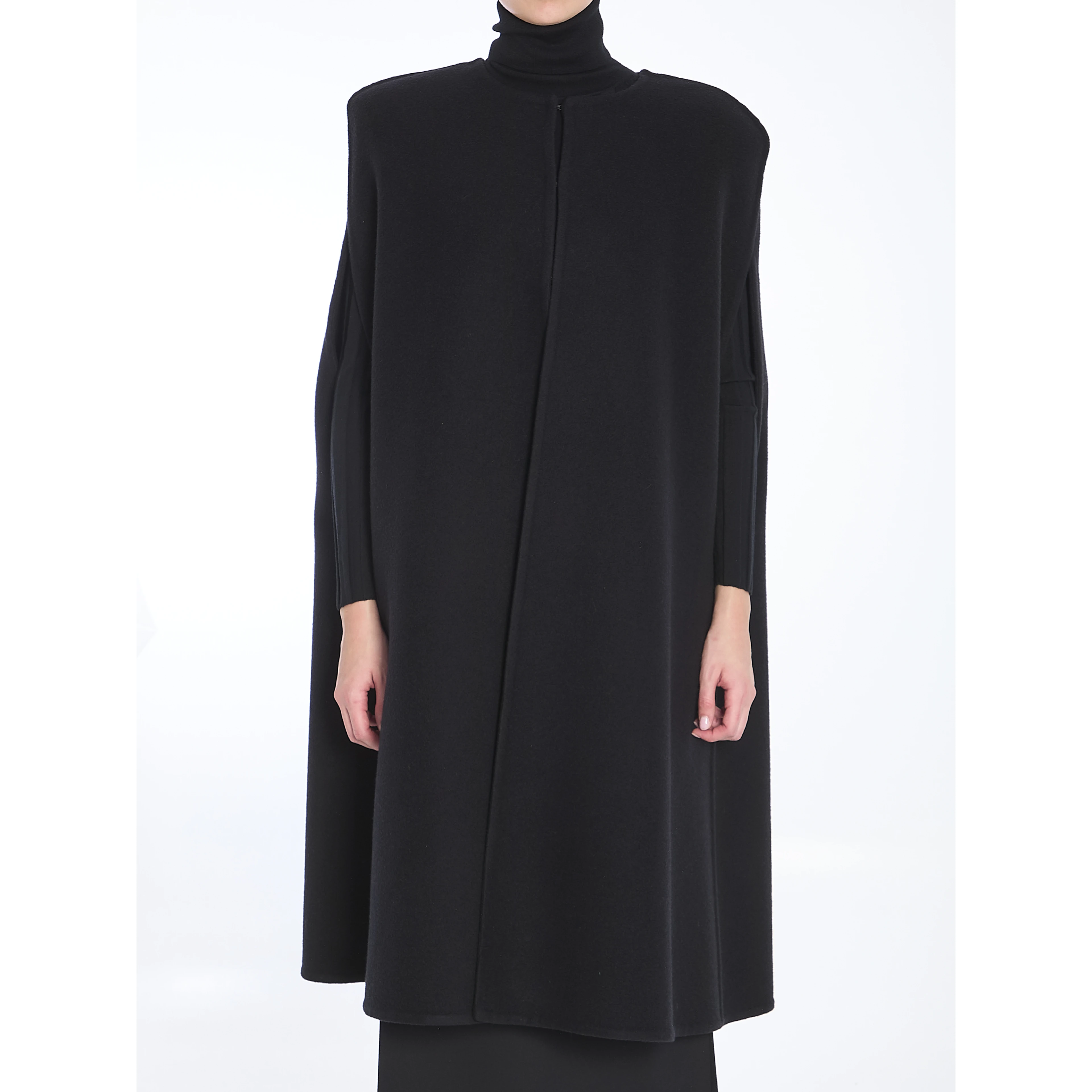 Fluffy Cashmere Blend cape