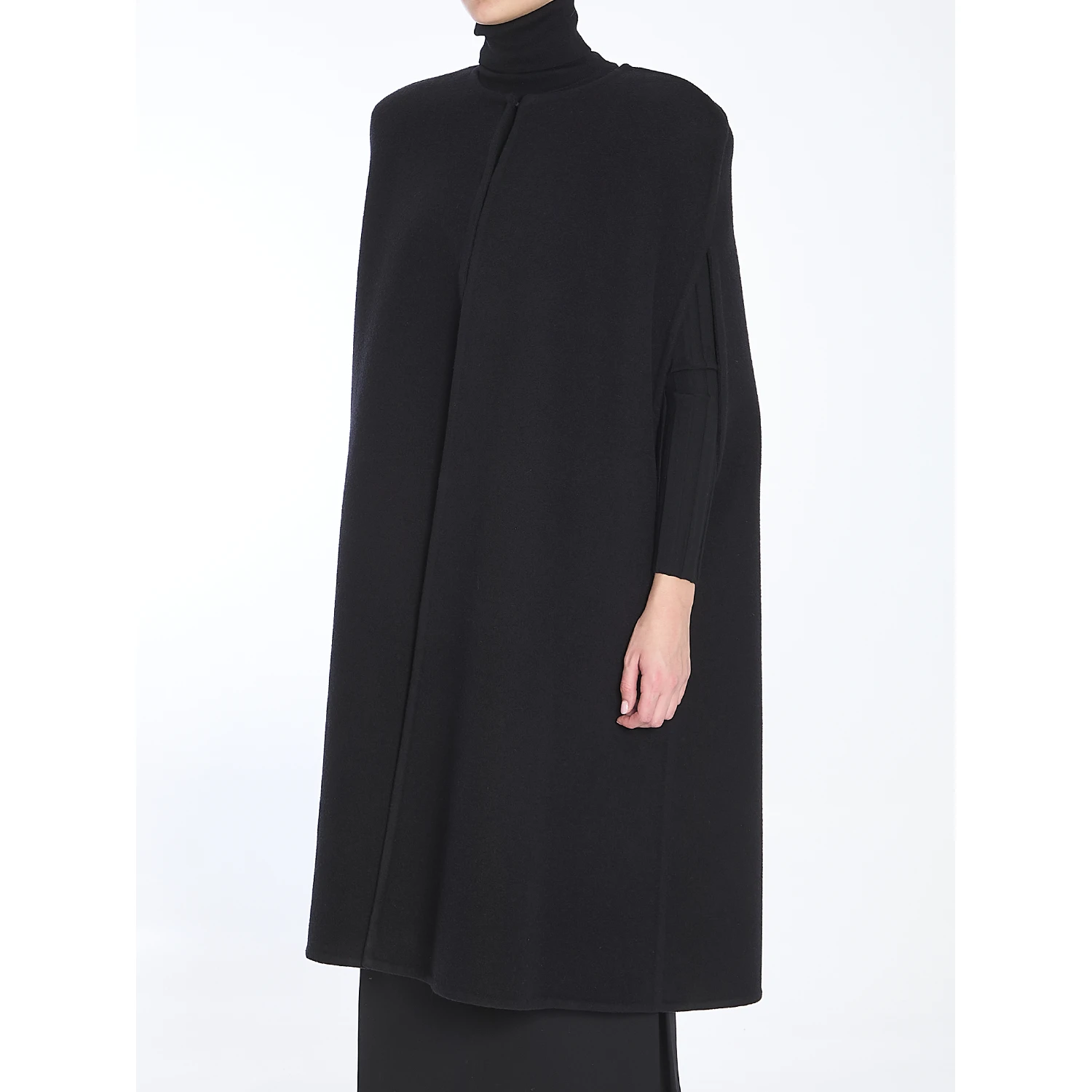 Fluffy Cashmere Blend cape