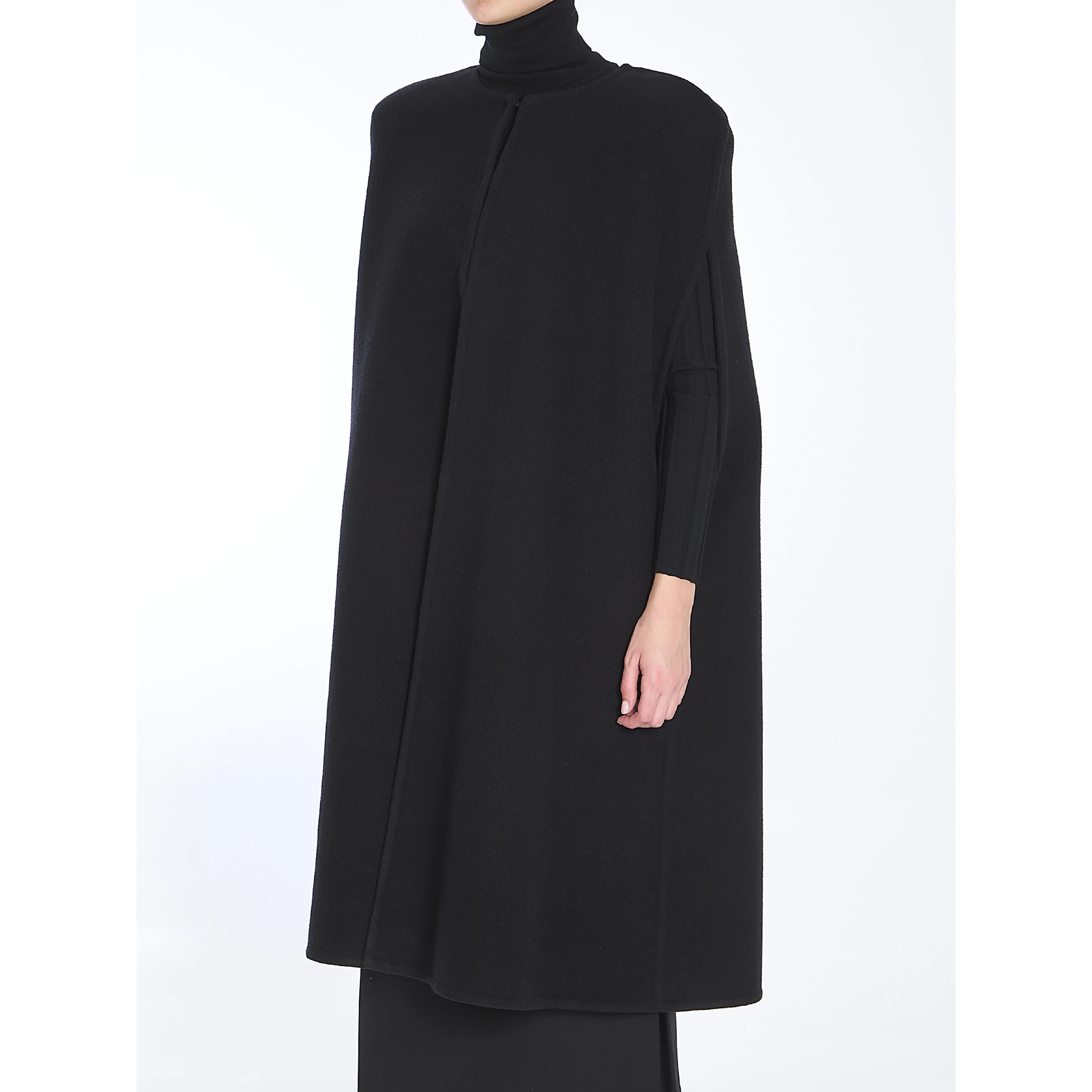 Fluffy Cashmere Blend cape