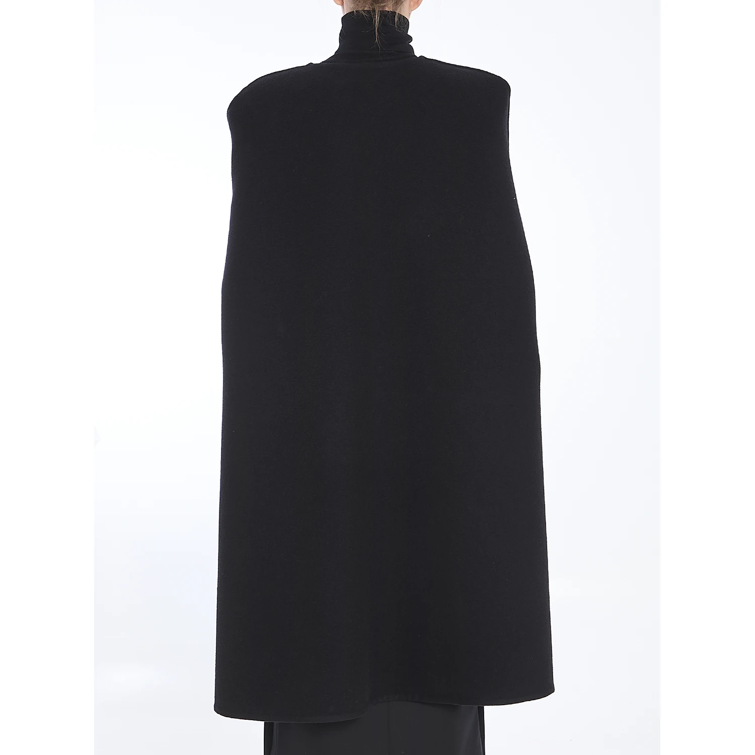 Fluffy Cashmere Blend cape