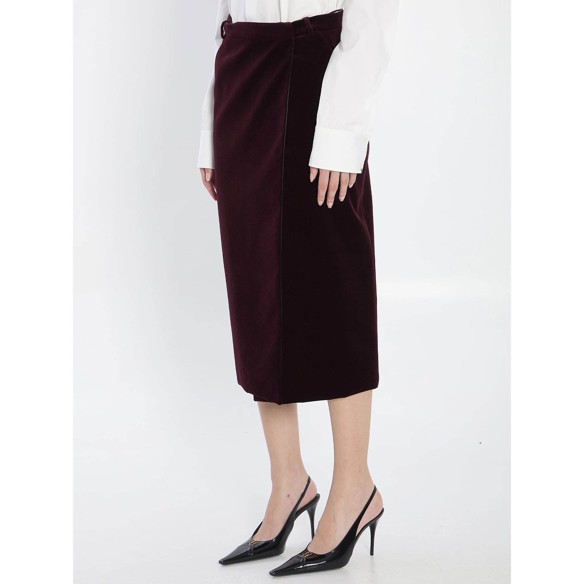Wrap skirt in velvet