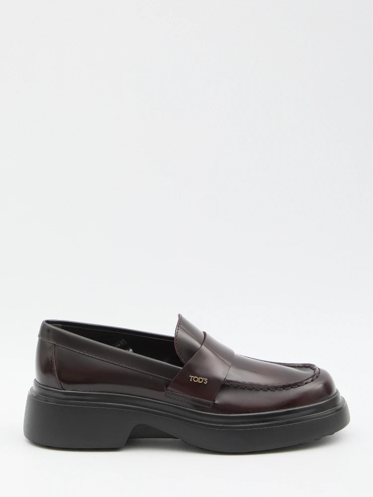 Leather loafer