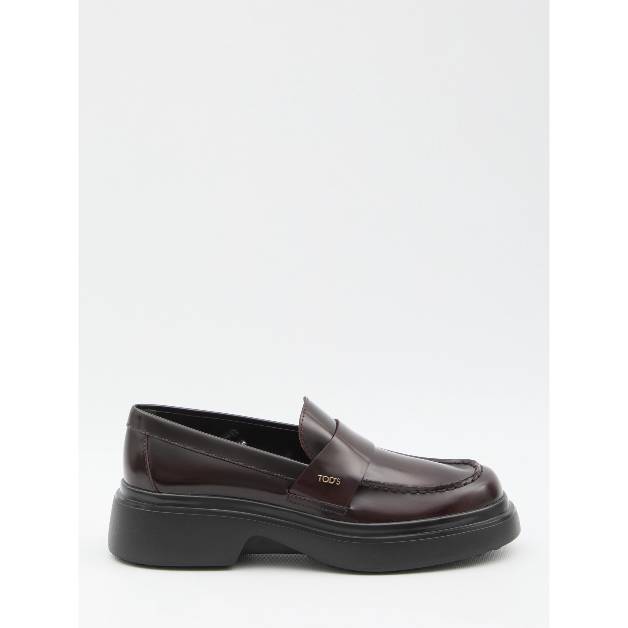 Leather loafer
