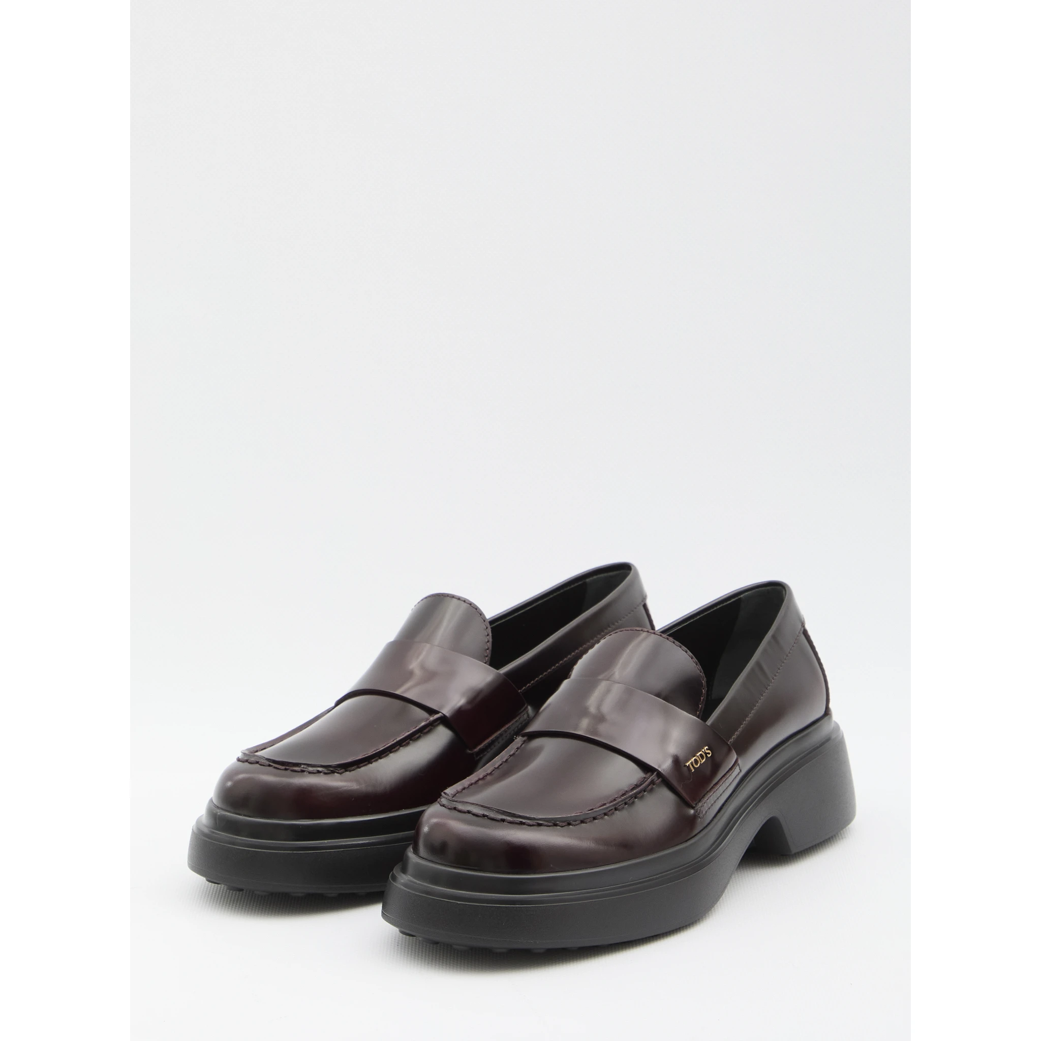 Leather loafer
