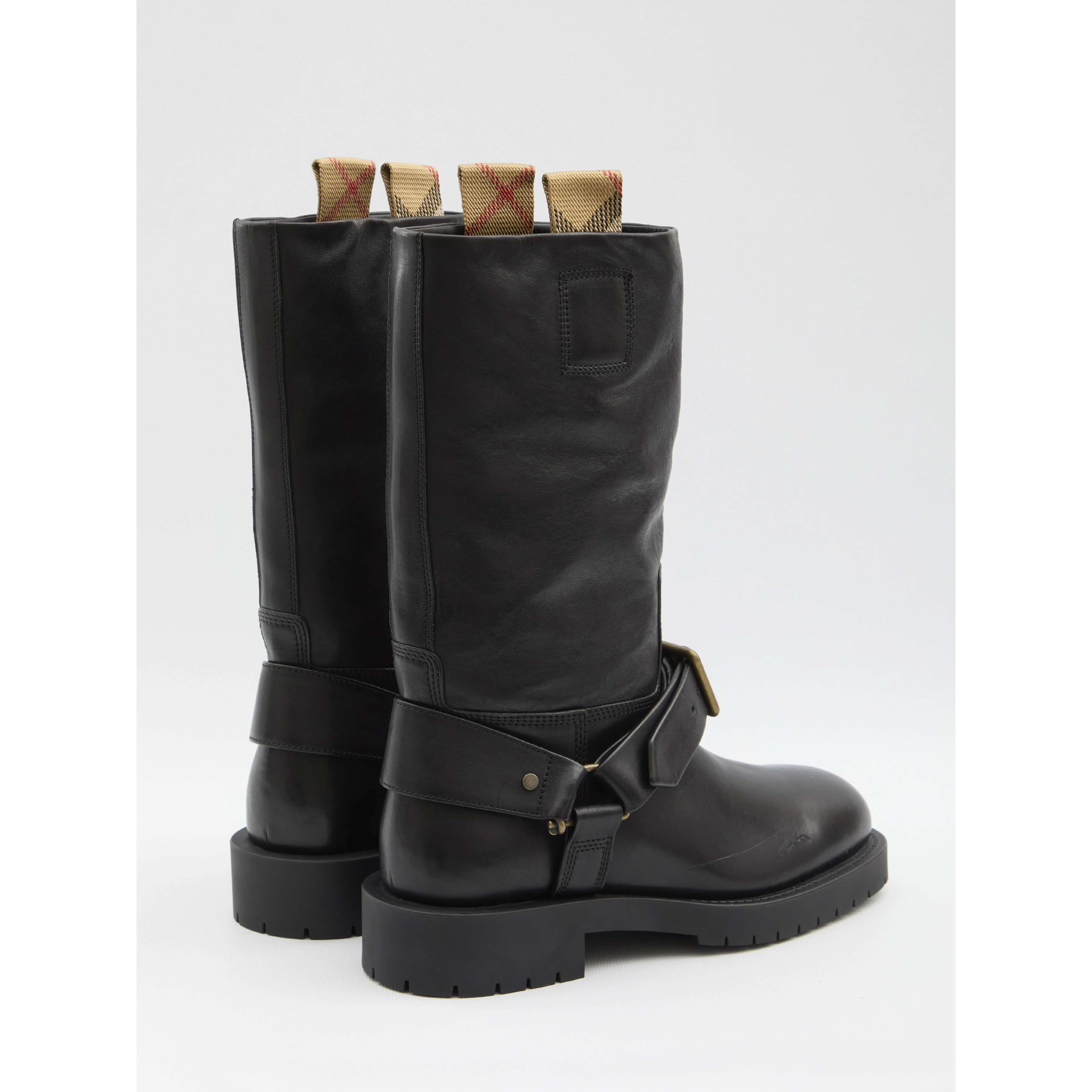 Saddle boots