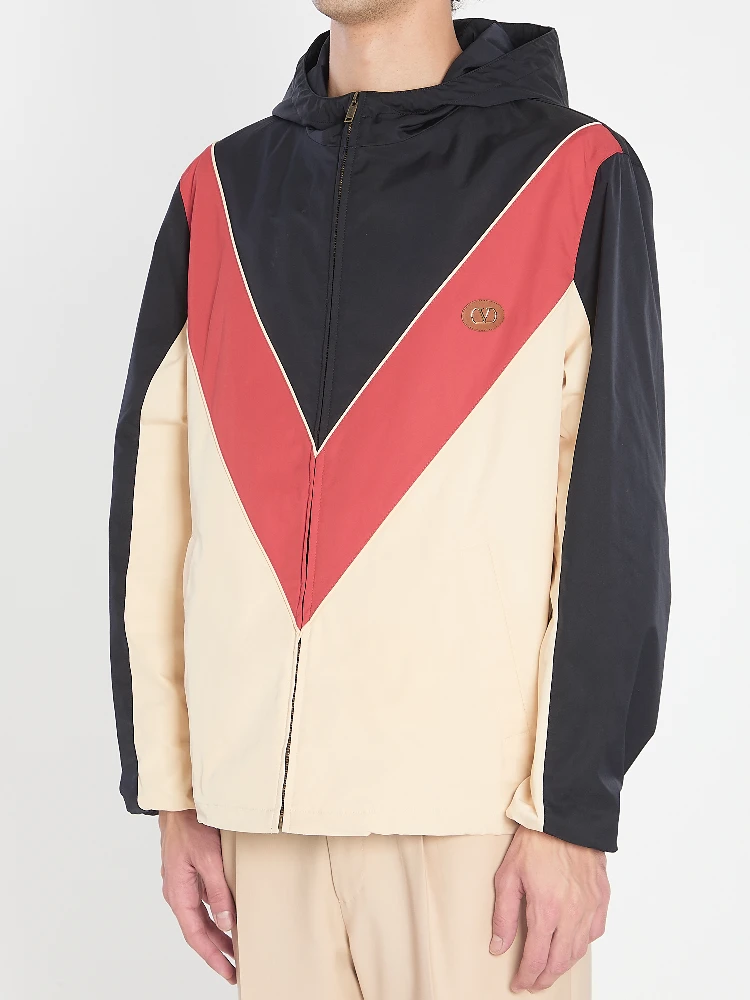 VLogo Windbreaker alternative