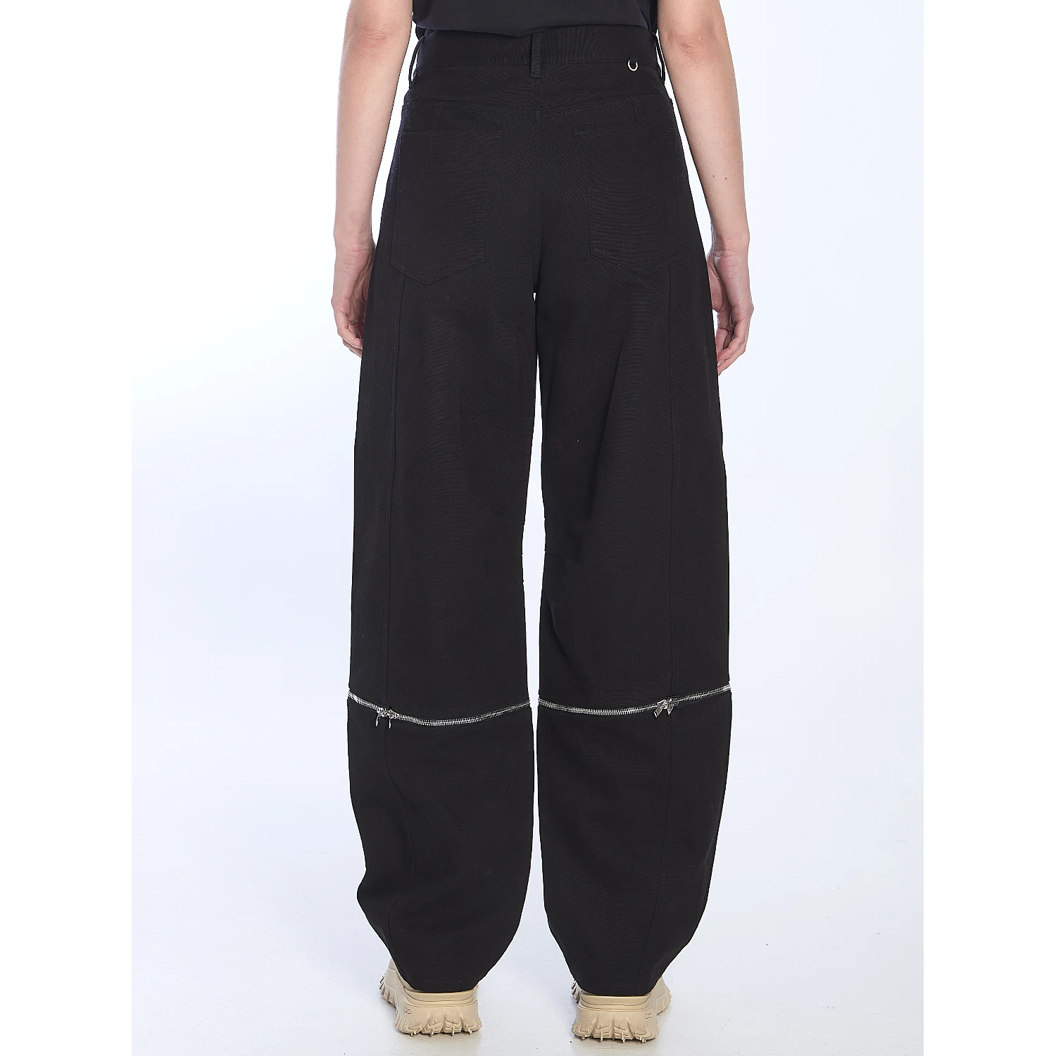 Baggy pants