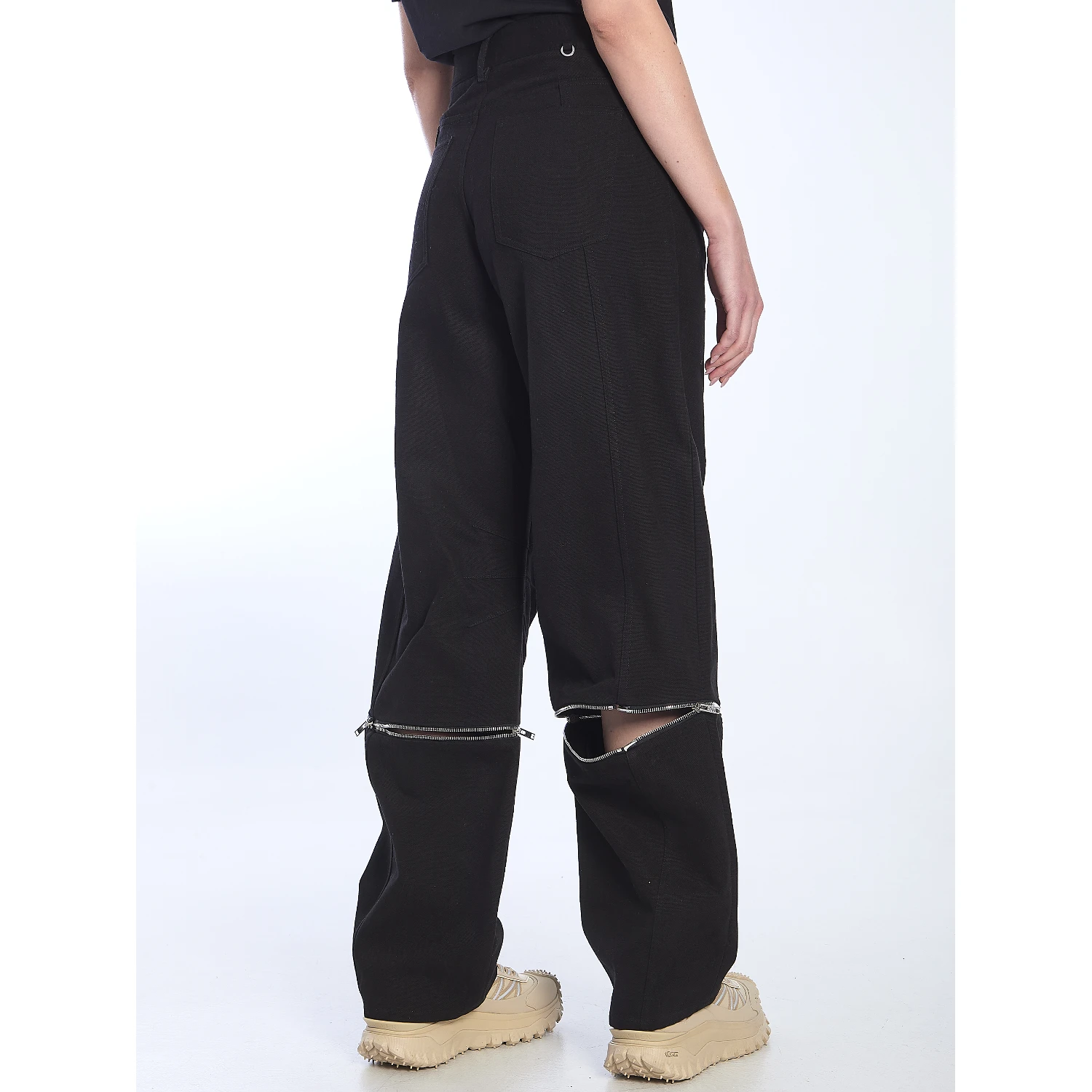 Baggy pants