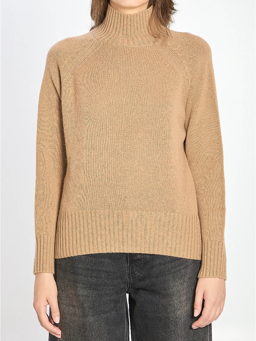 Turtleneck in wool and cashmere