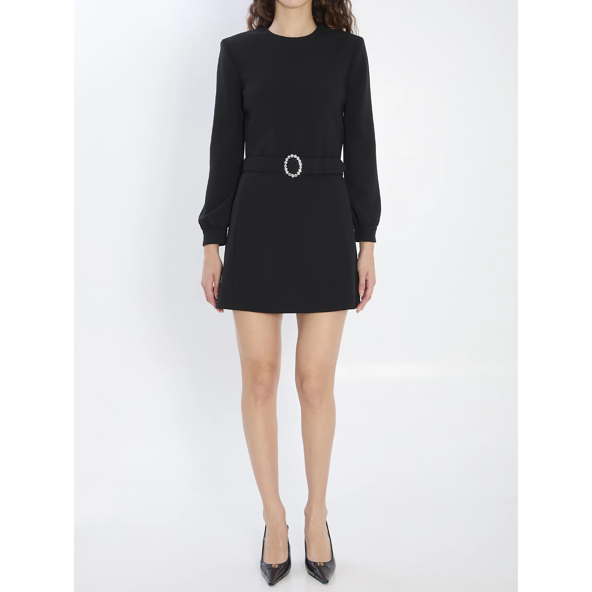 Mini dress with neckline in sablé