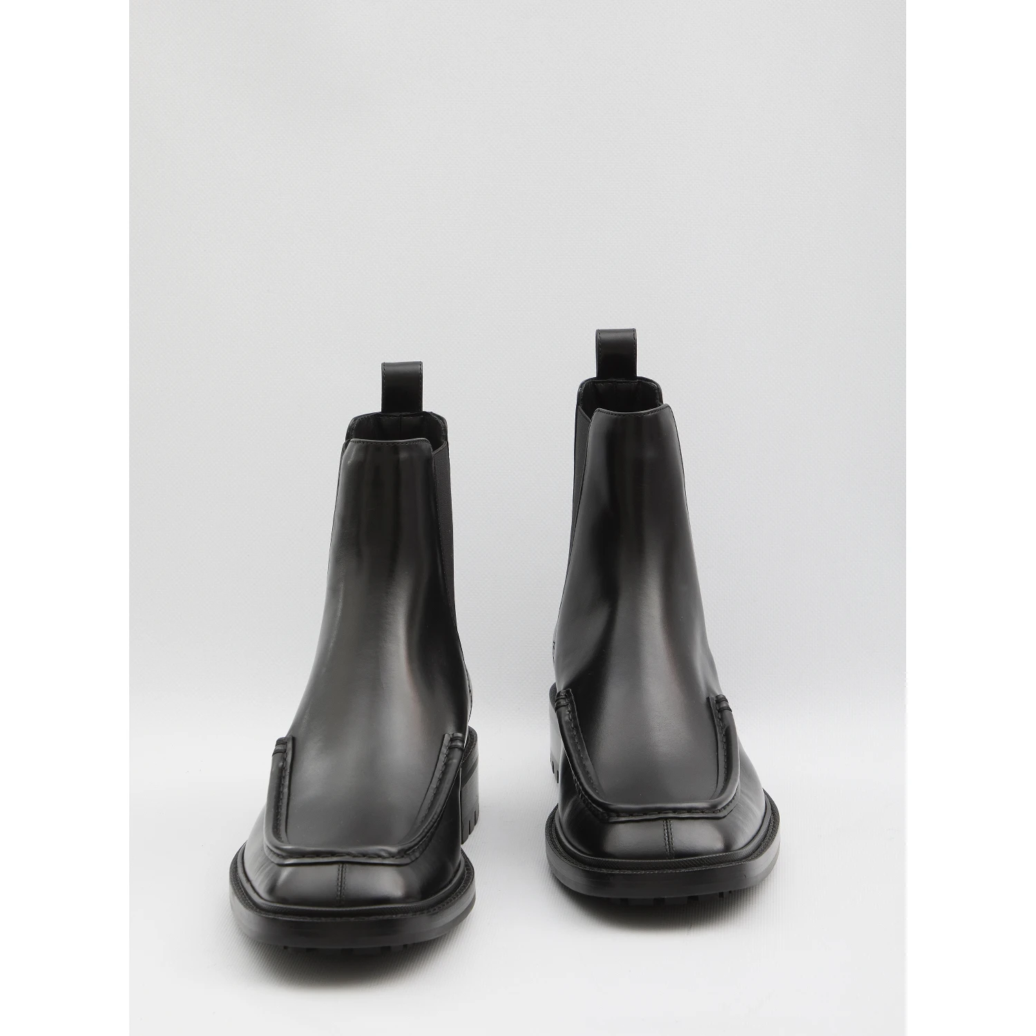 Joe Chelsea boots