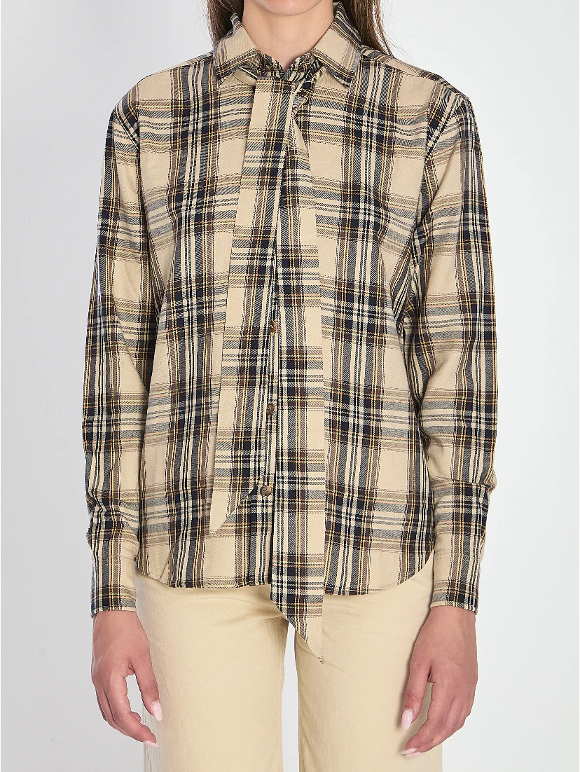 Lavallière Cassandre shirt