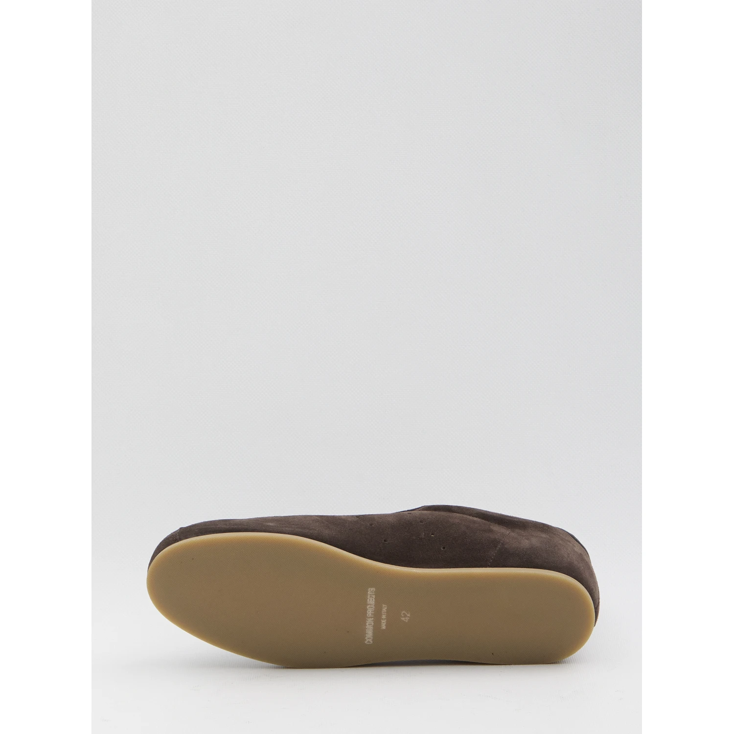 Driving sneakers in suede