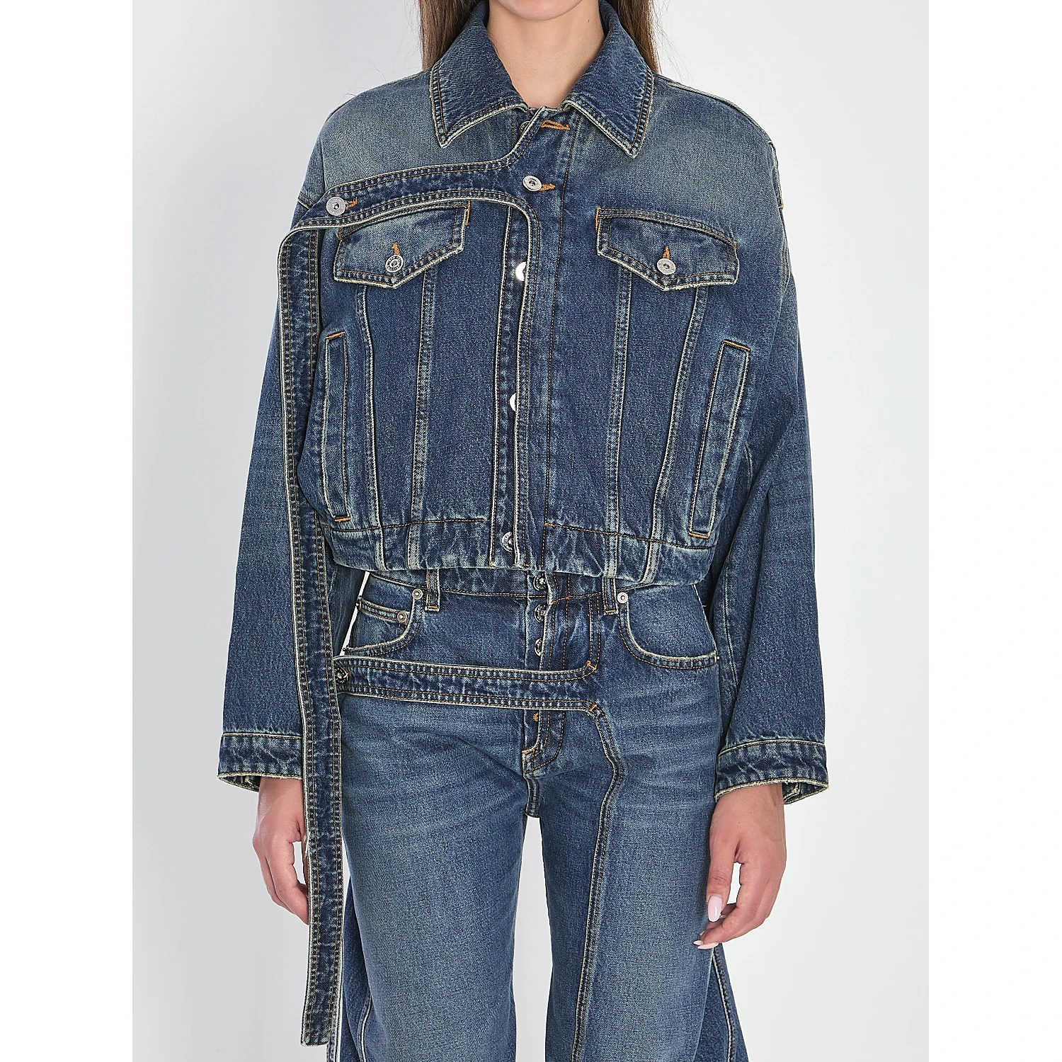 Strap jacket in denim