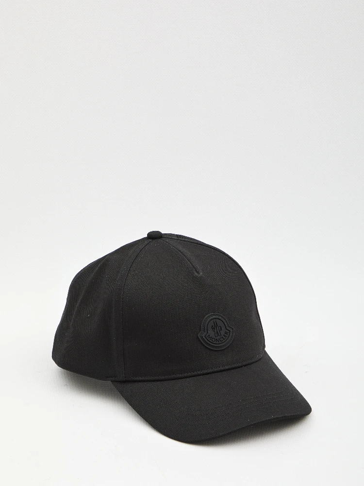 Baseball cap with logo