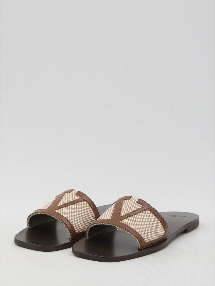 Superstar Slide Sandals