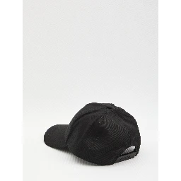 Baseball cap with logo