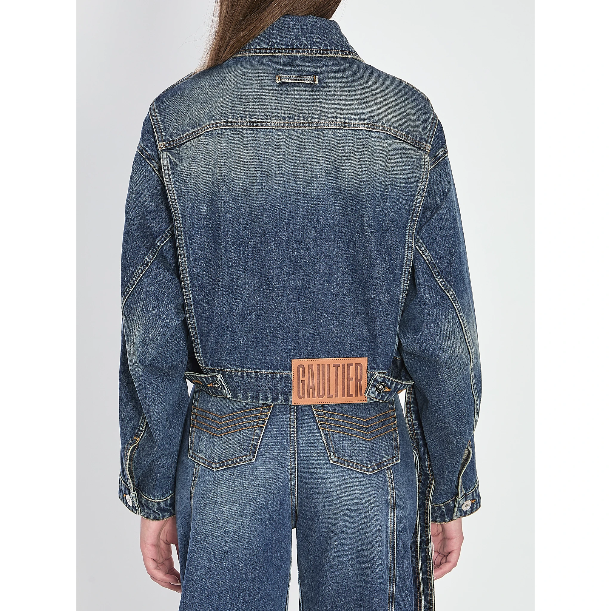 Strap jacket in denim