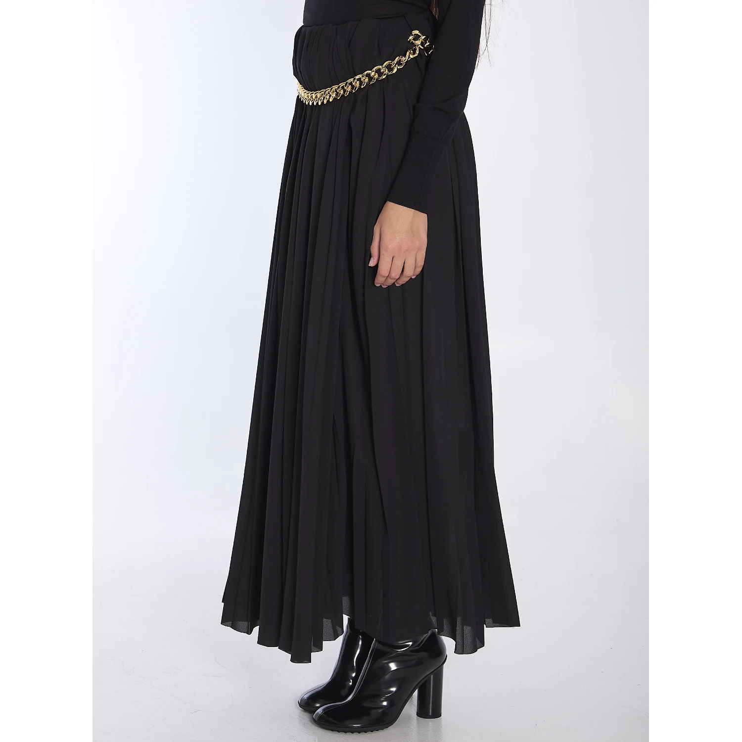 Pleated skirt