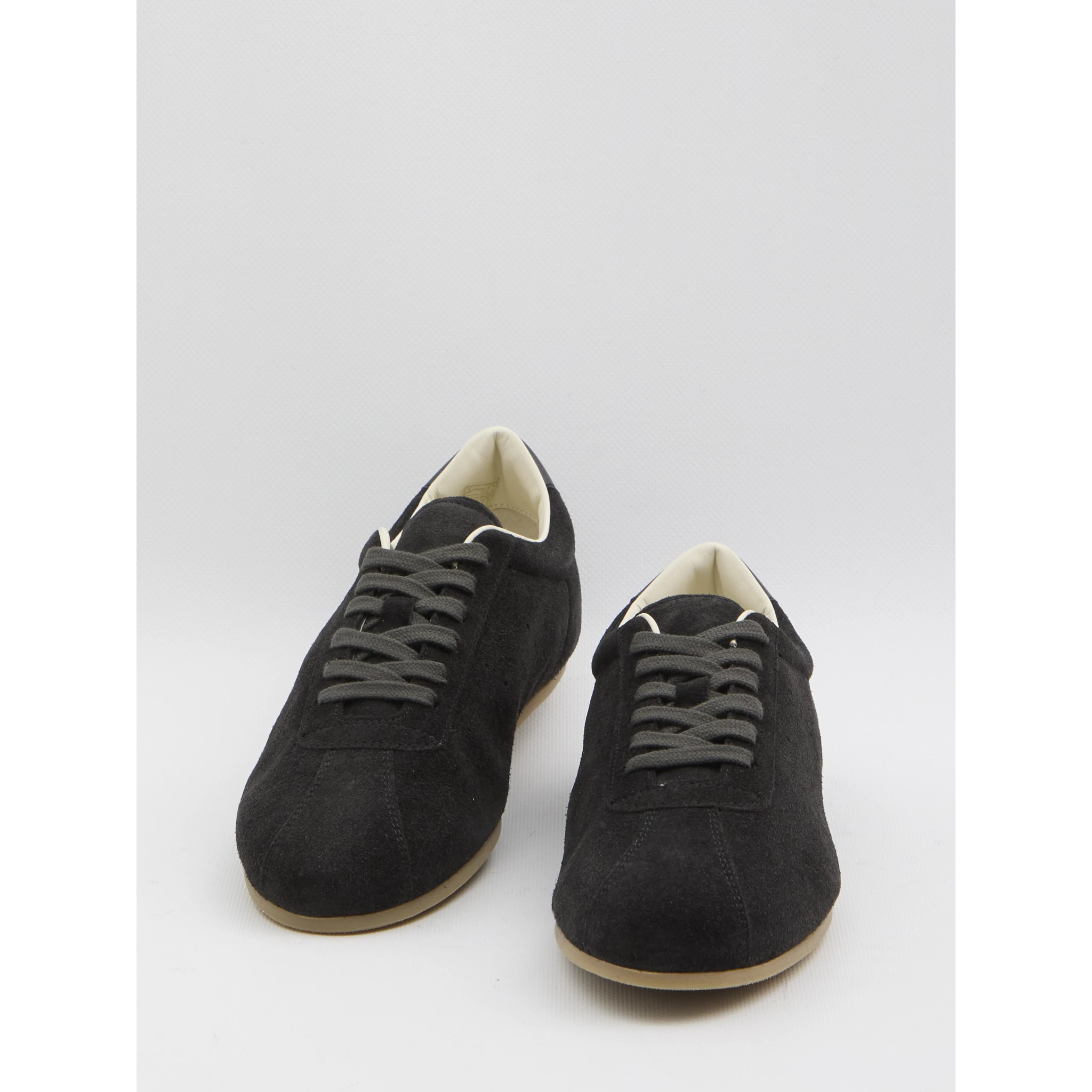 Driving sneakers in suede