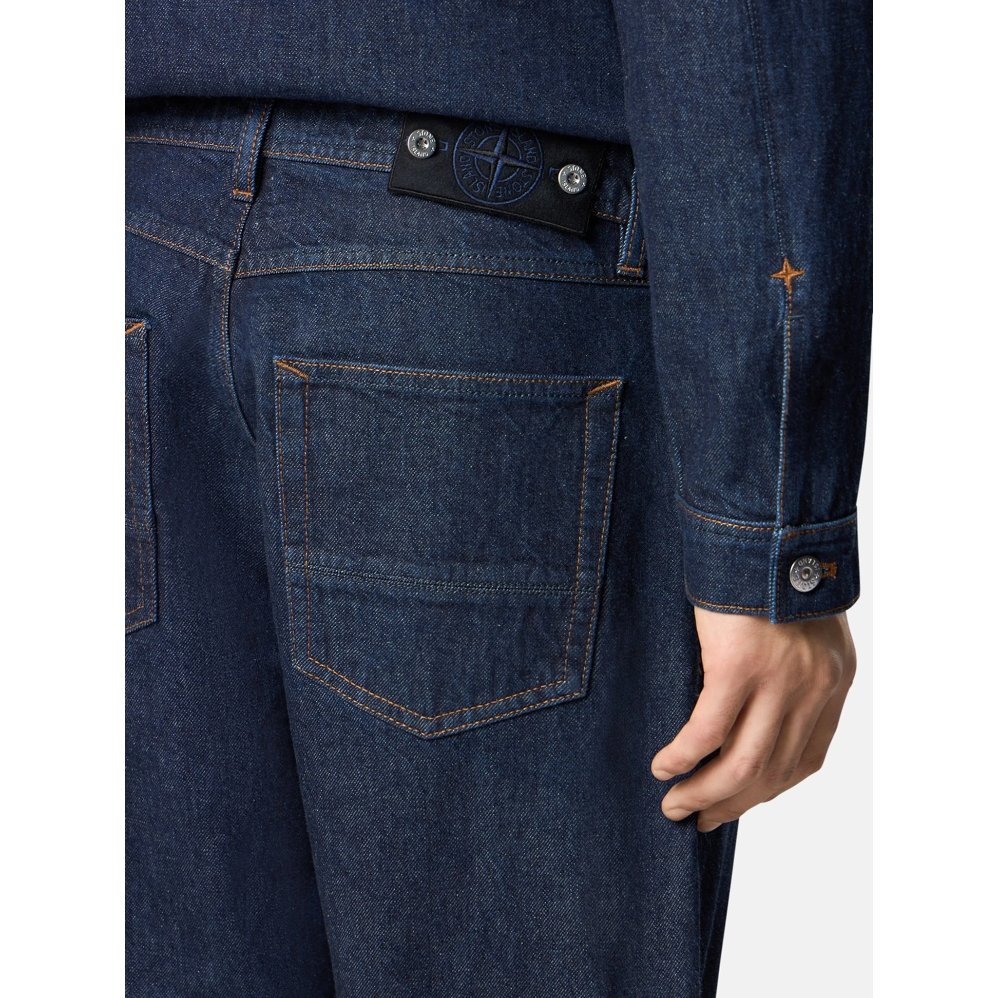 جينز ستون آيلاند