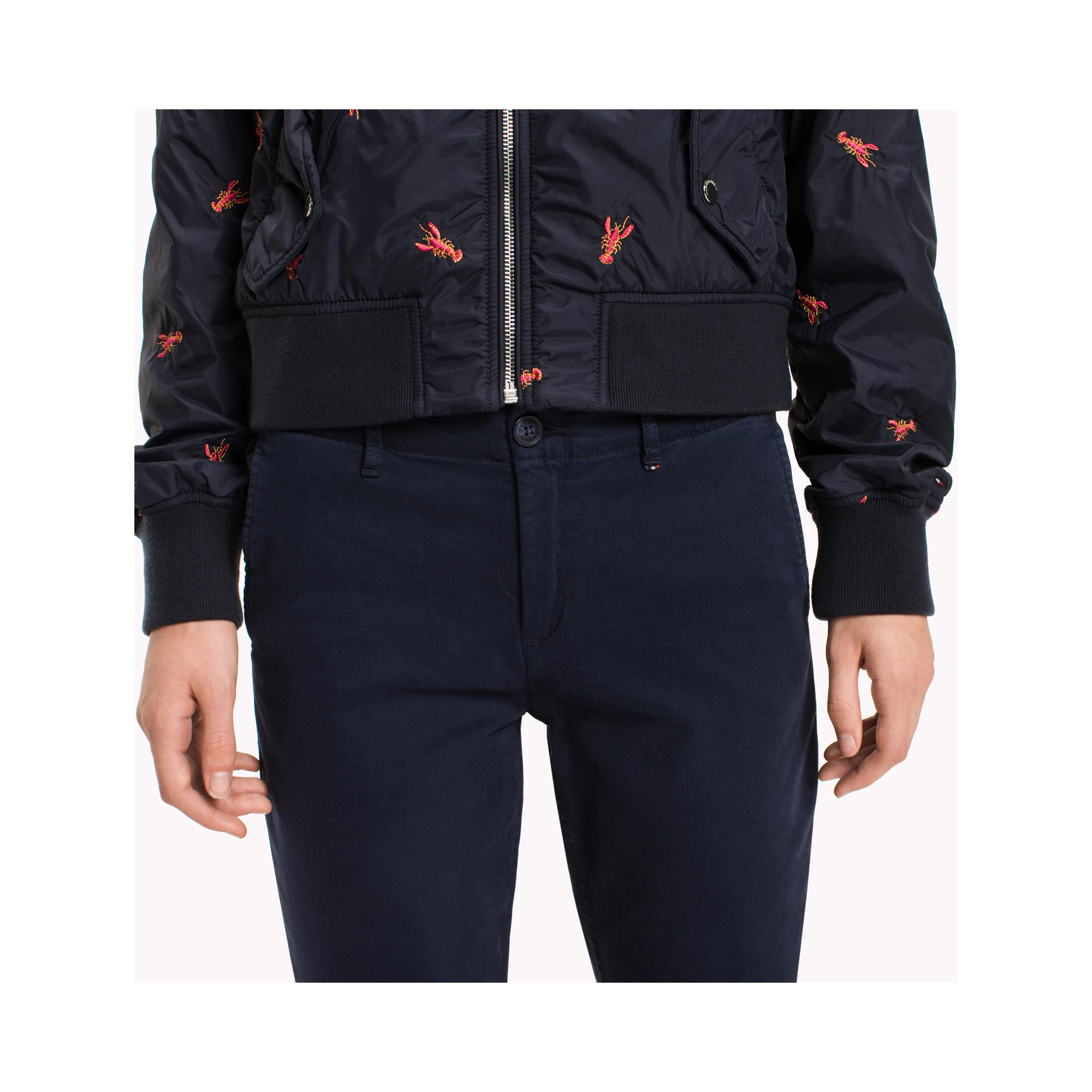 بنطال تومي هيلفيغر أزرق