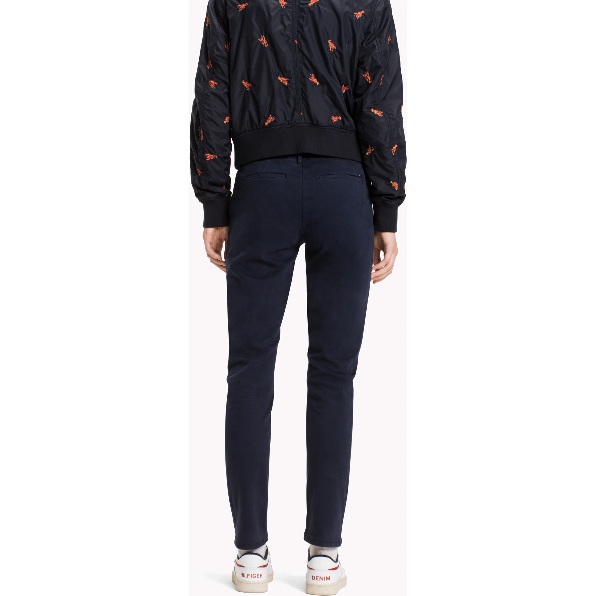 بنطال تومي هيلفيغر أزرق