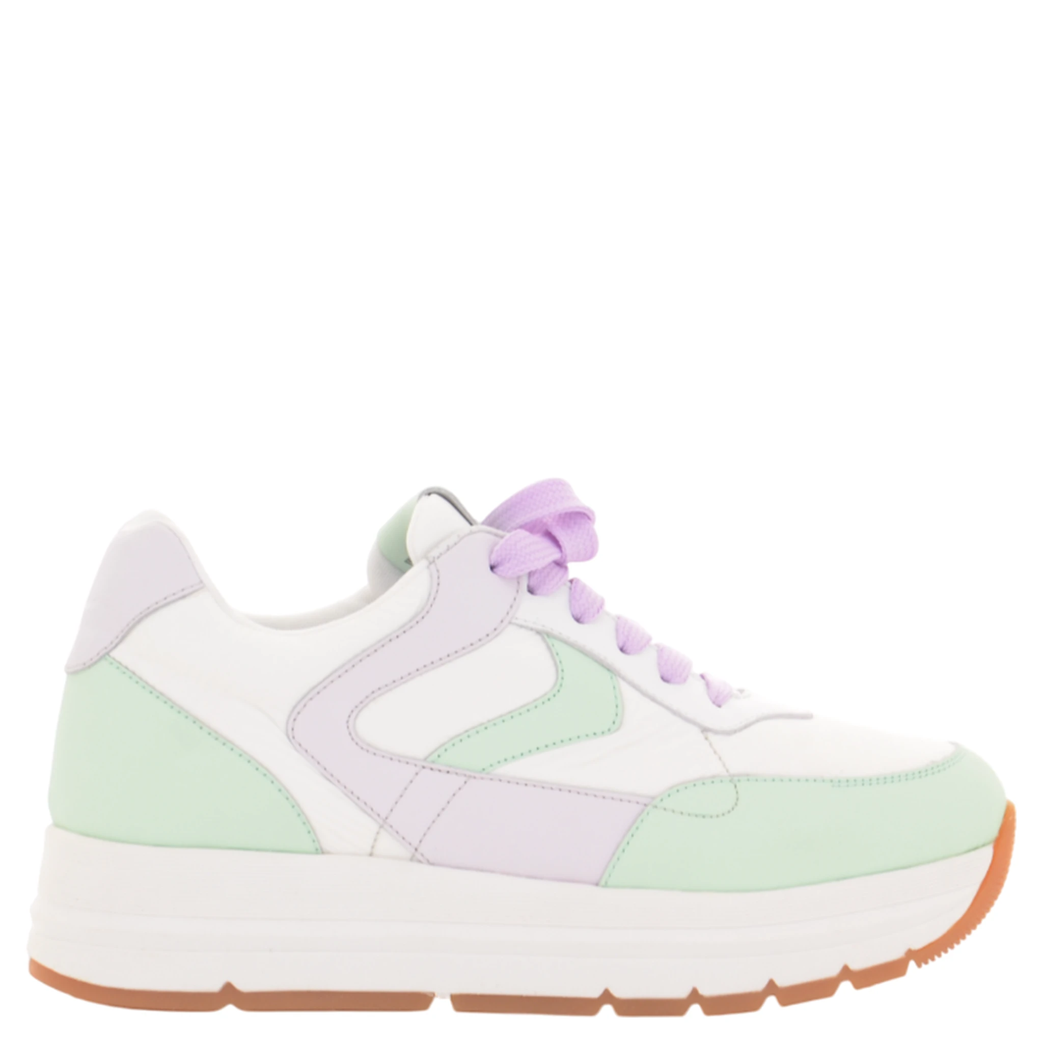 حذاء رياضي أبيض من نوع فوال بلانش