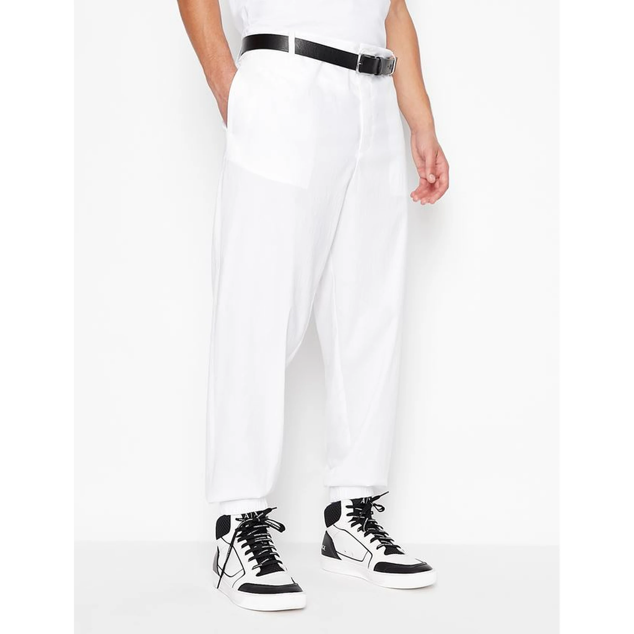 ARMANI EXCHANGE Trousers White
