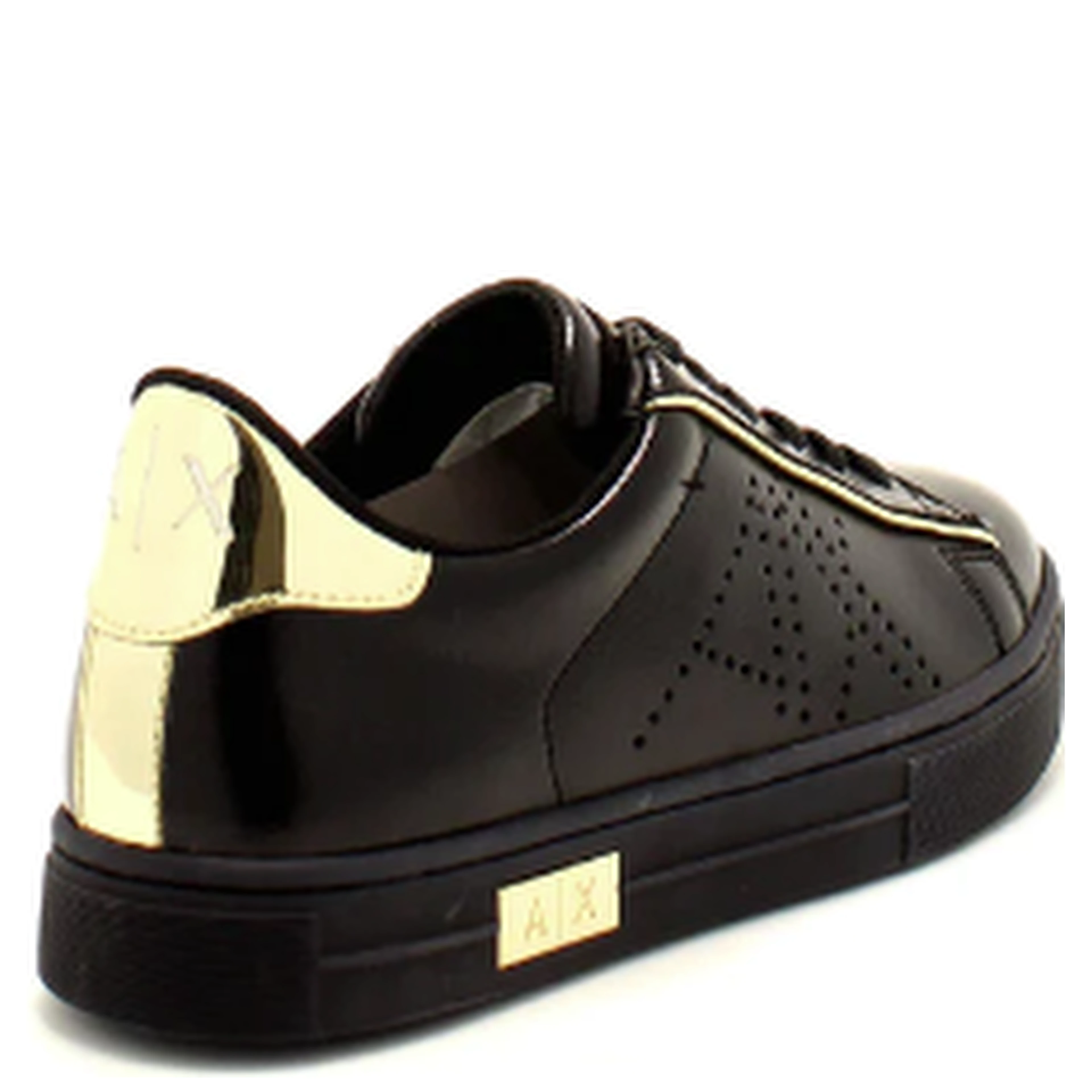 ARMANI EXCHANGE Sneakers