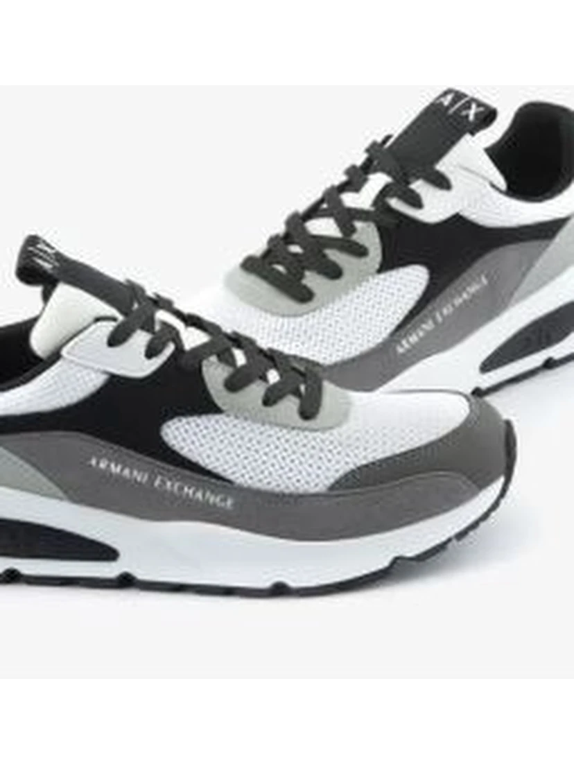 ARMANI EXCHANGE Sneakers