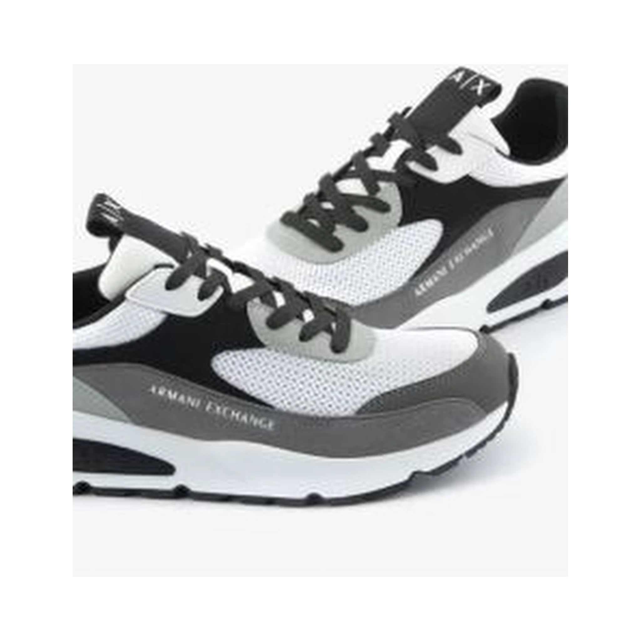 ARMANI EXCHANGE Sneakers