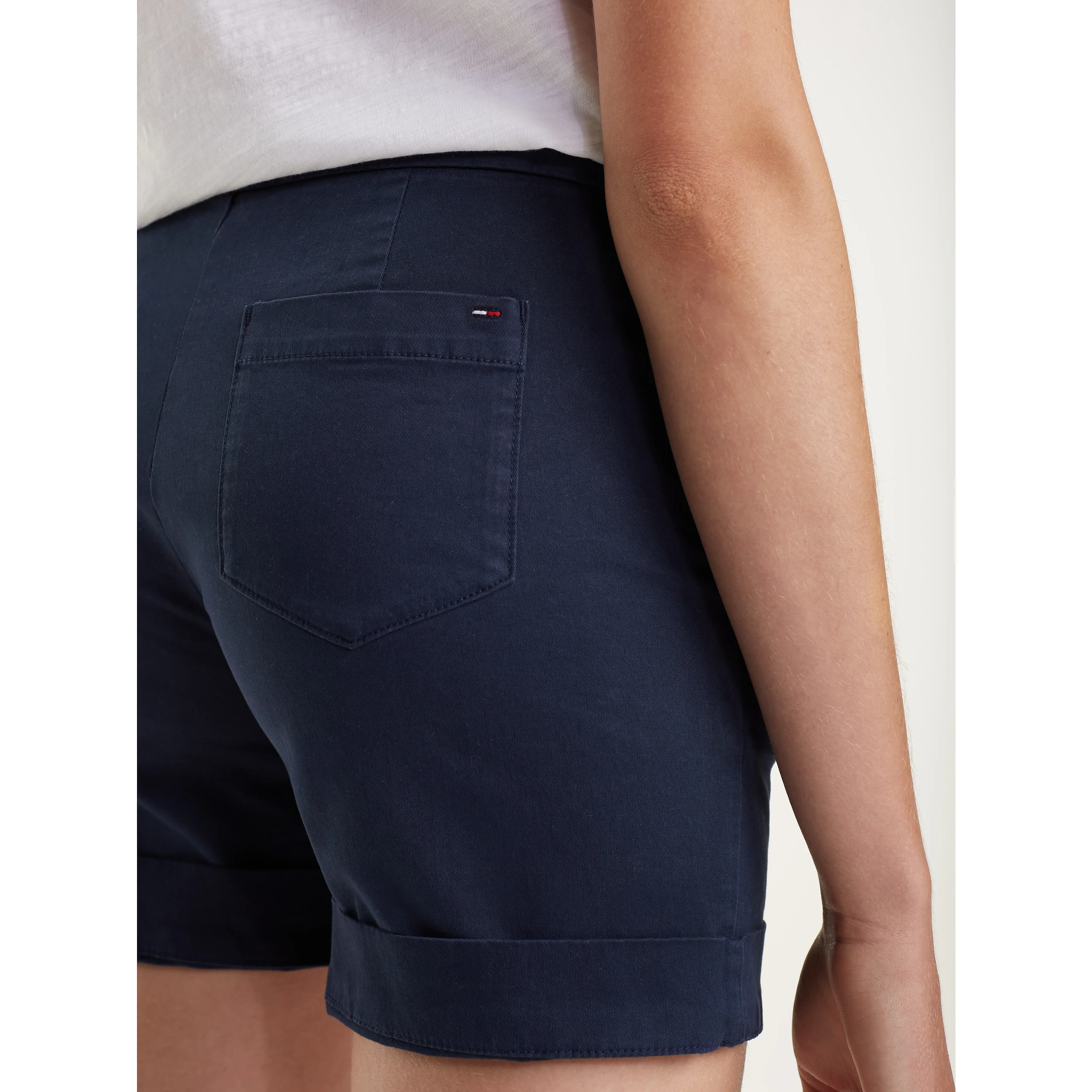 بنطلون تومي جينز أزرق