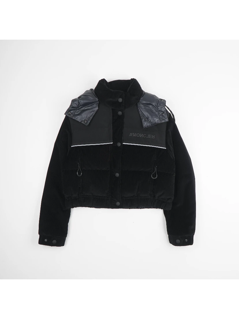 جاكيتات مونكلير سوداء