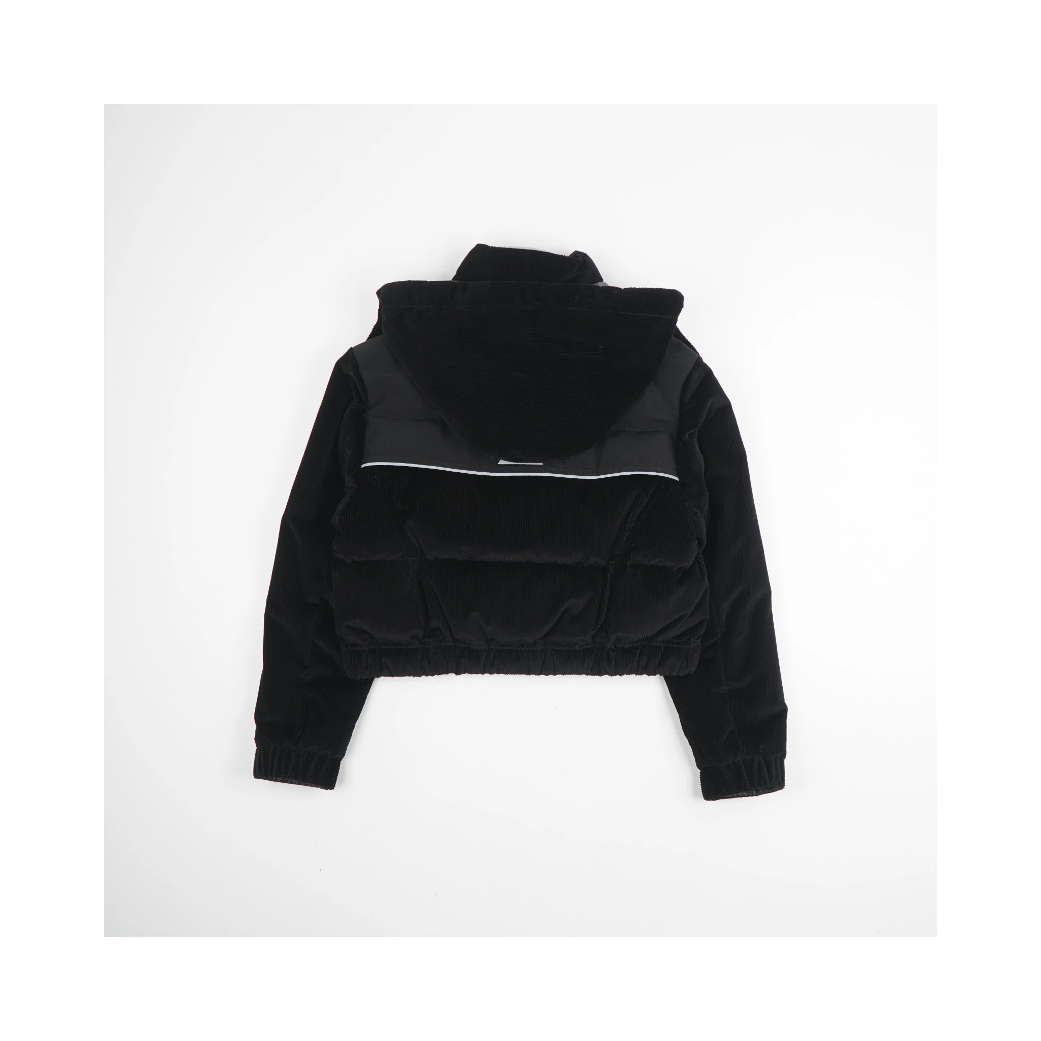 جاكيتات مونكلير سوداء